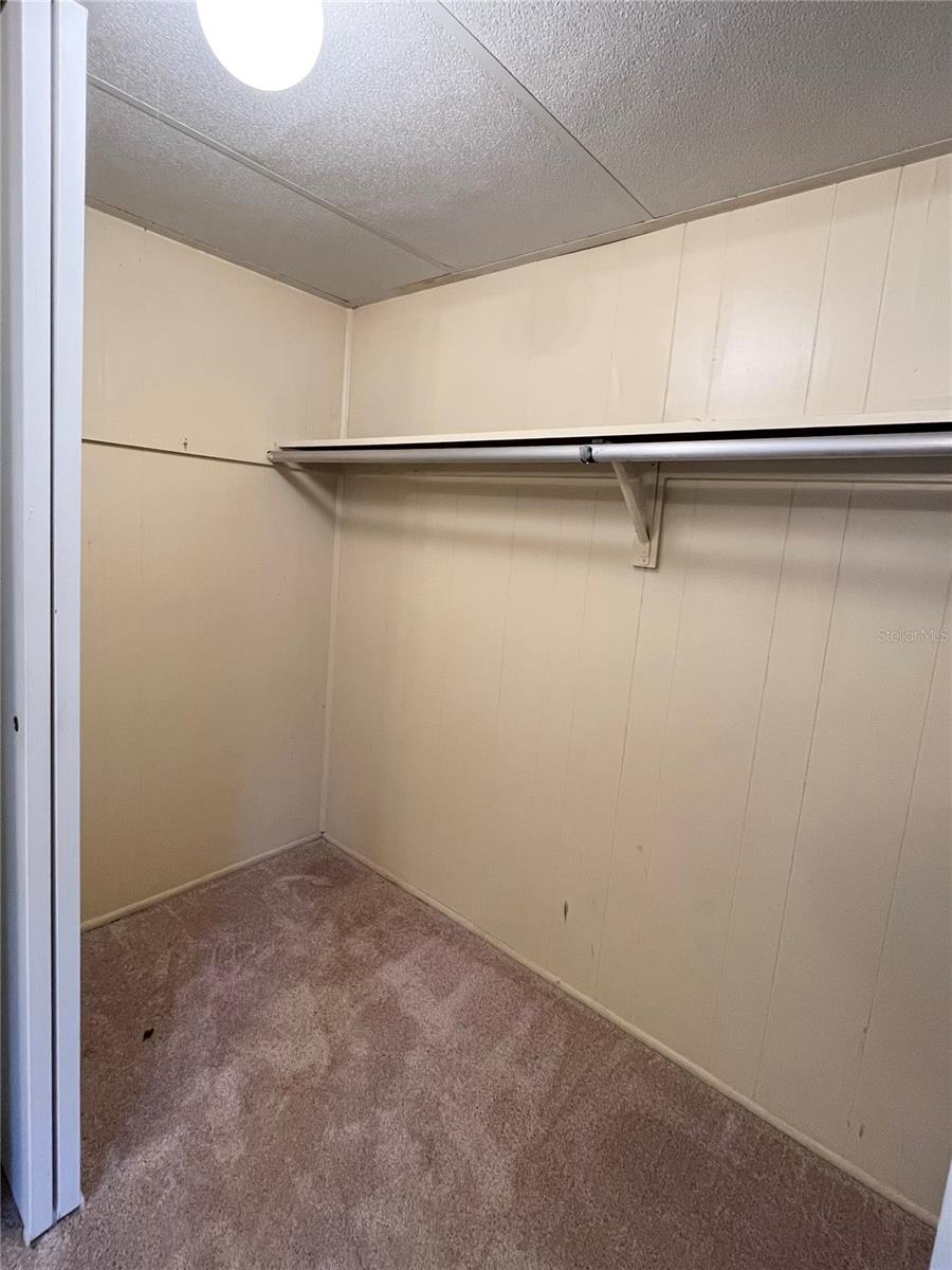 103 OAKWOOD BLVD, SARASOTA, FL, 34237