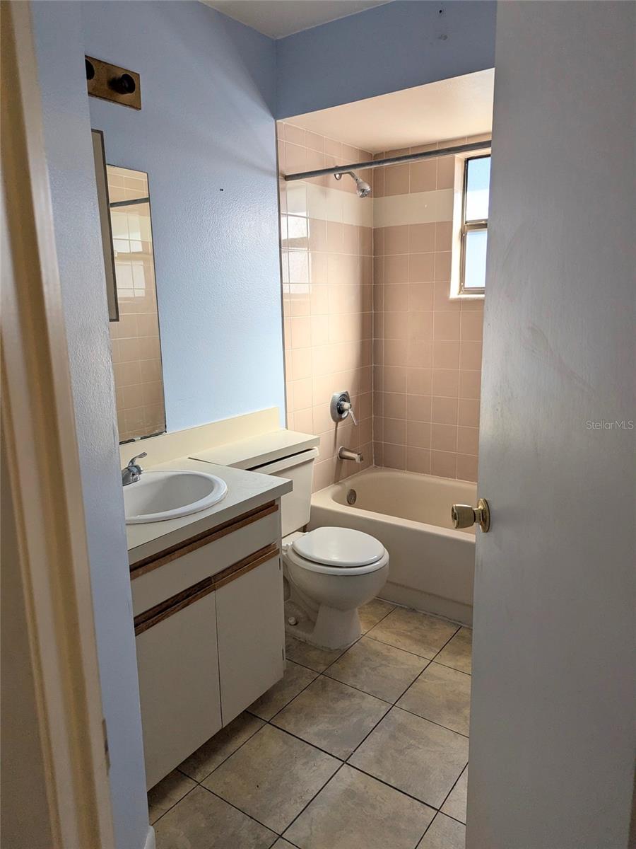 1201 BUCCANEER AVE, DELTONA, FL, 32725