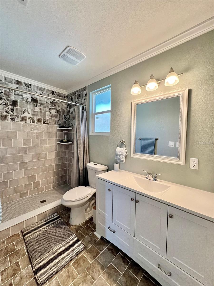 5907 N OLA AVE, TAMPA, FL, 33604