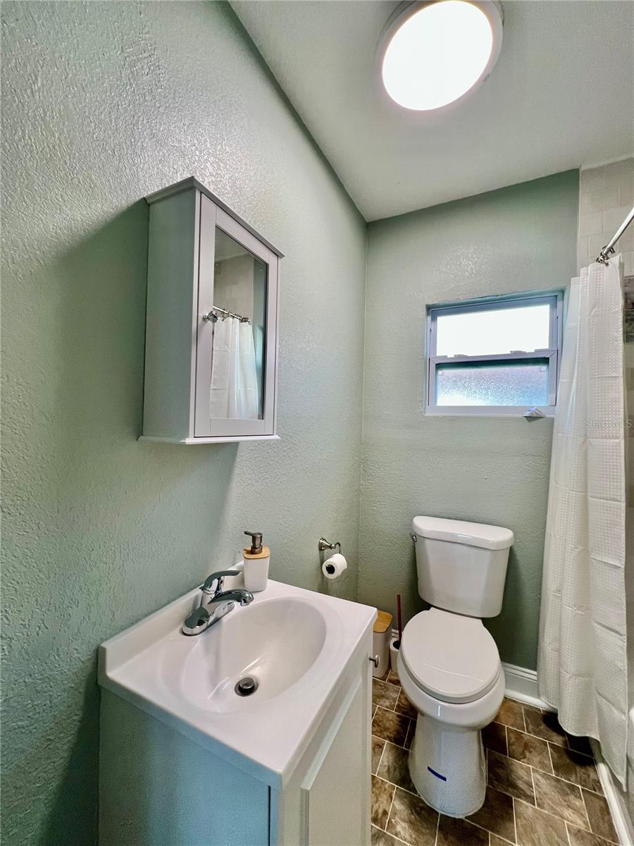 5907 N OLA AVE, TAMPA, FL, 33604