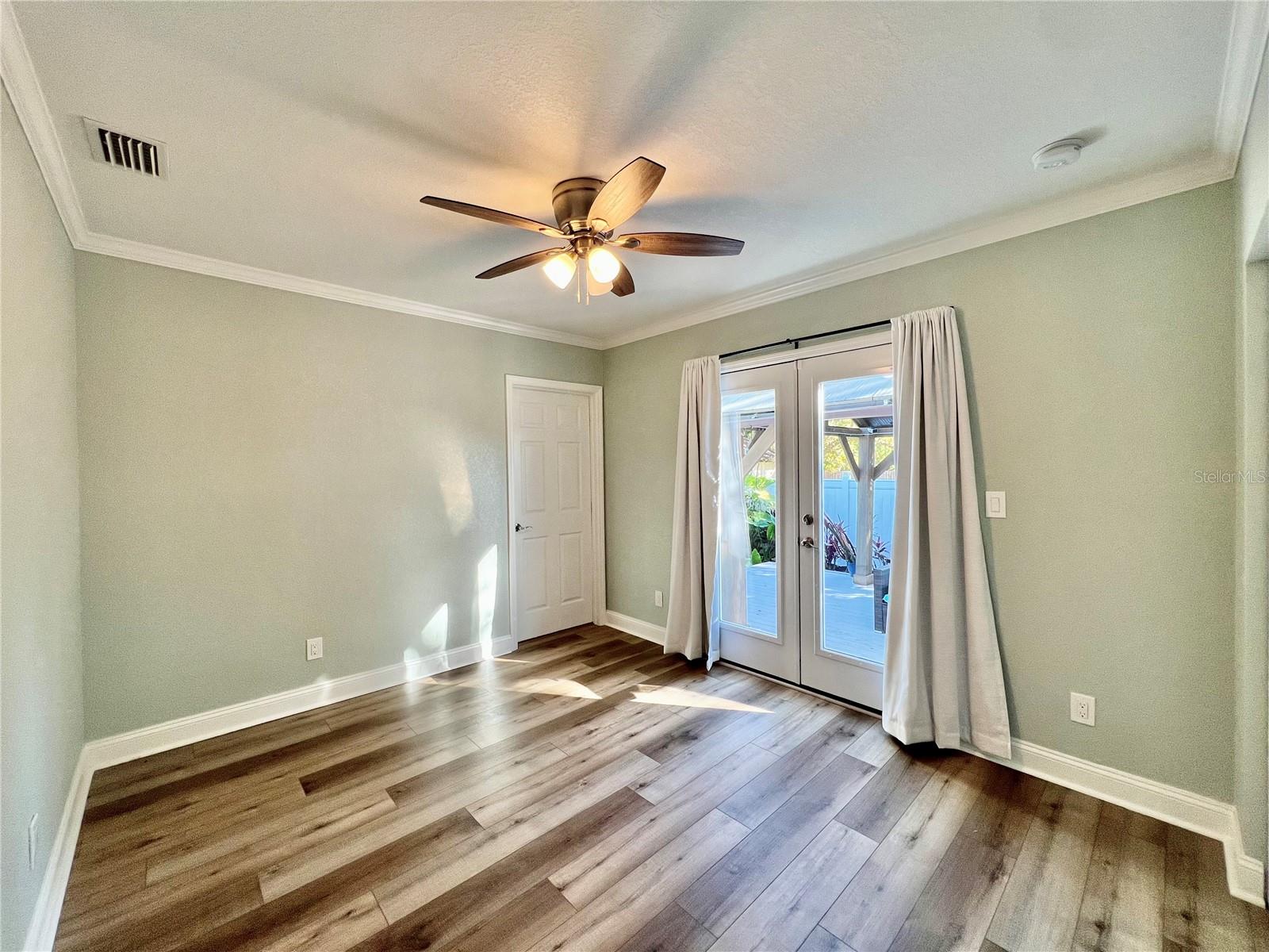 5907 N OLA AVE, TAMPA, FL, 33604