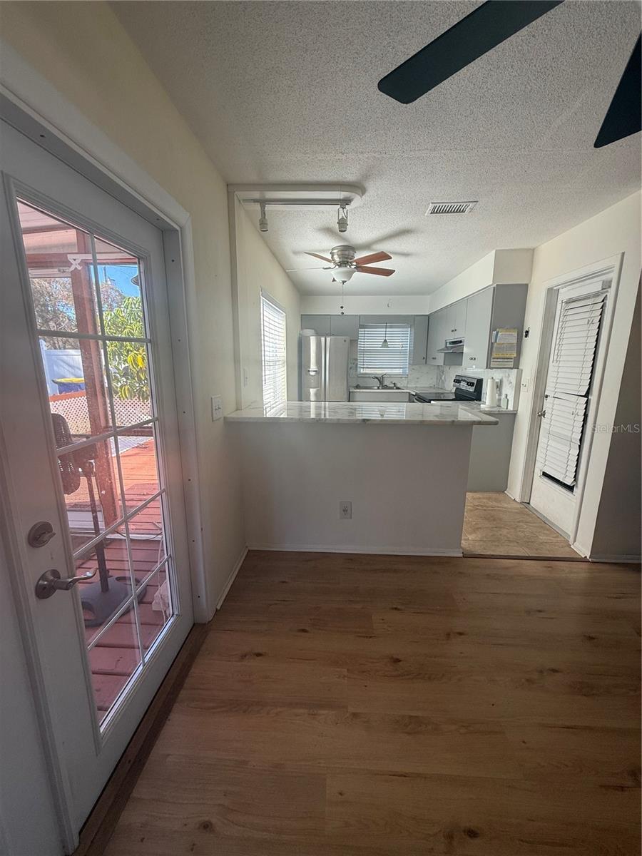 10838 87TH AVE, SEMINOLE, FL, 33772