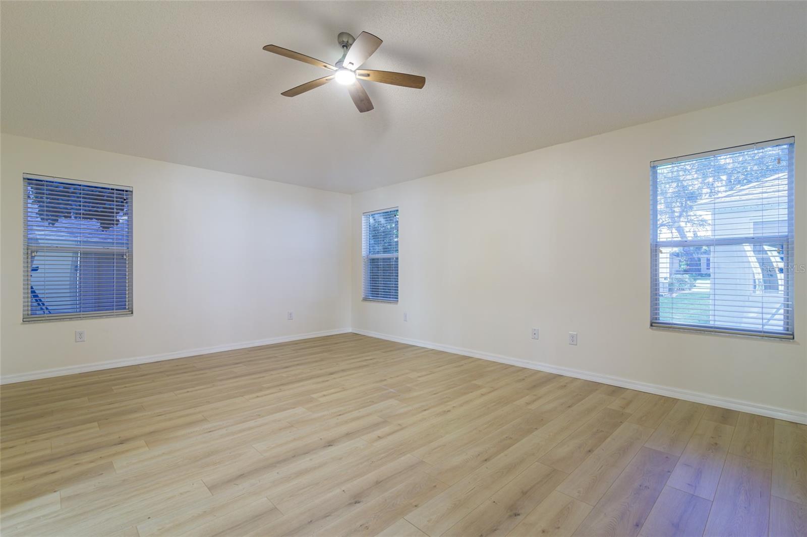 17066 SE 93RD YONDEL CIR, THE VILLAGES, FL, 32162