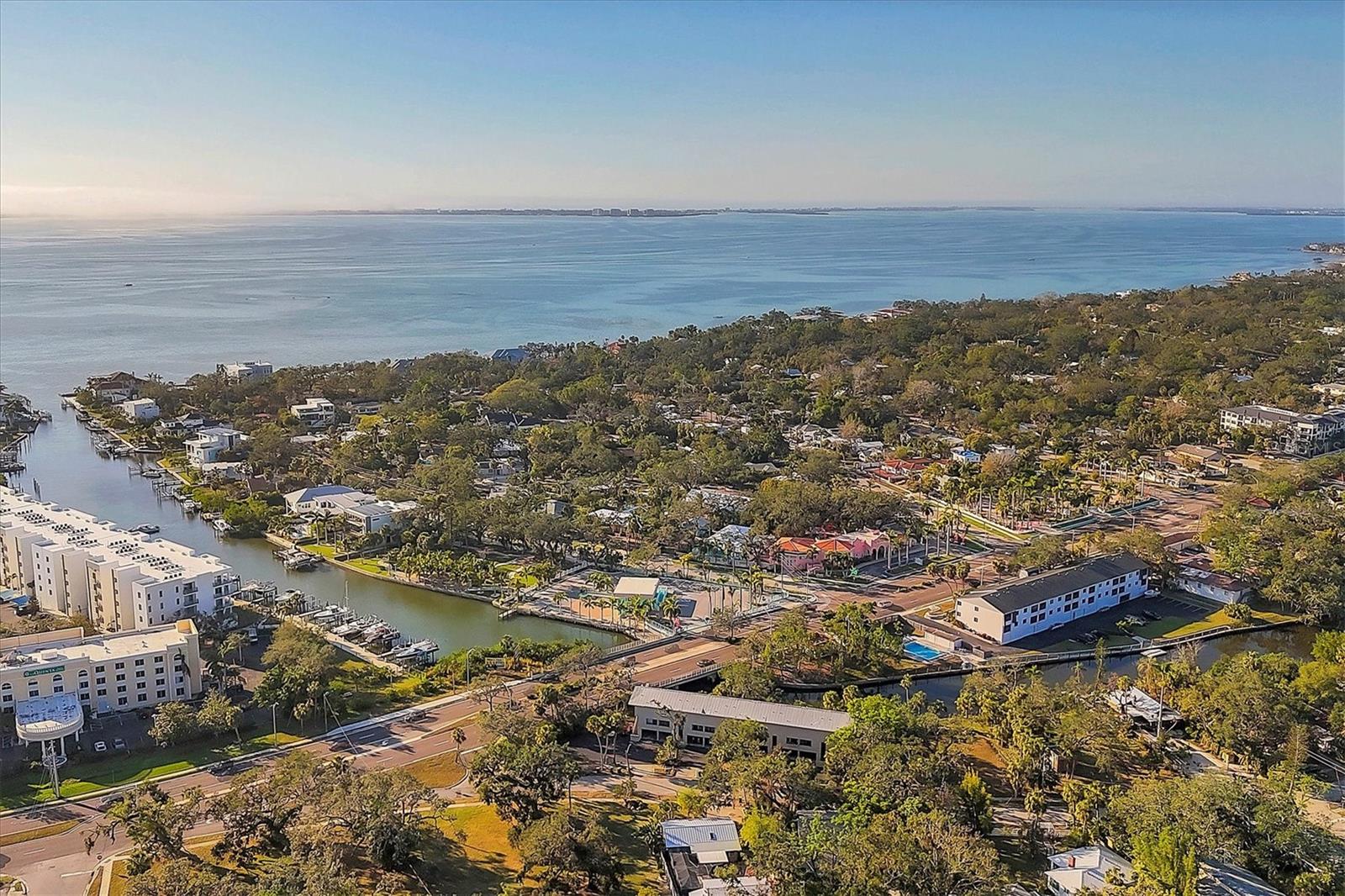 2124 N TAMIAMI TRL #103, SARASOTA, FL, 34234
