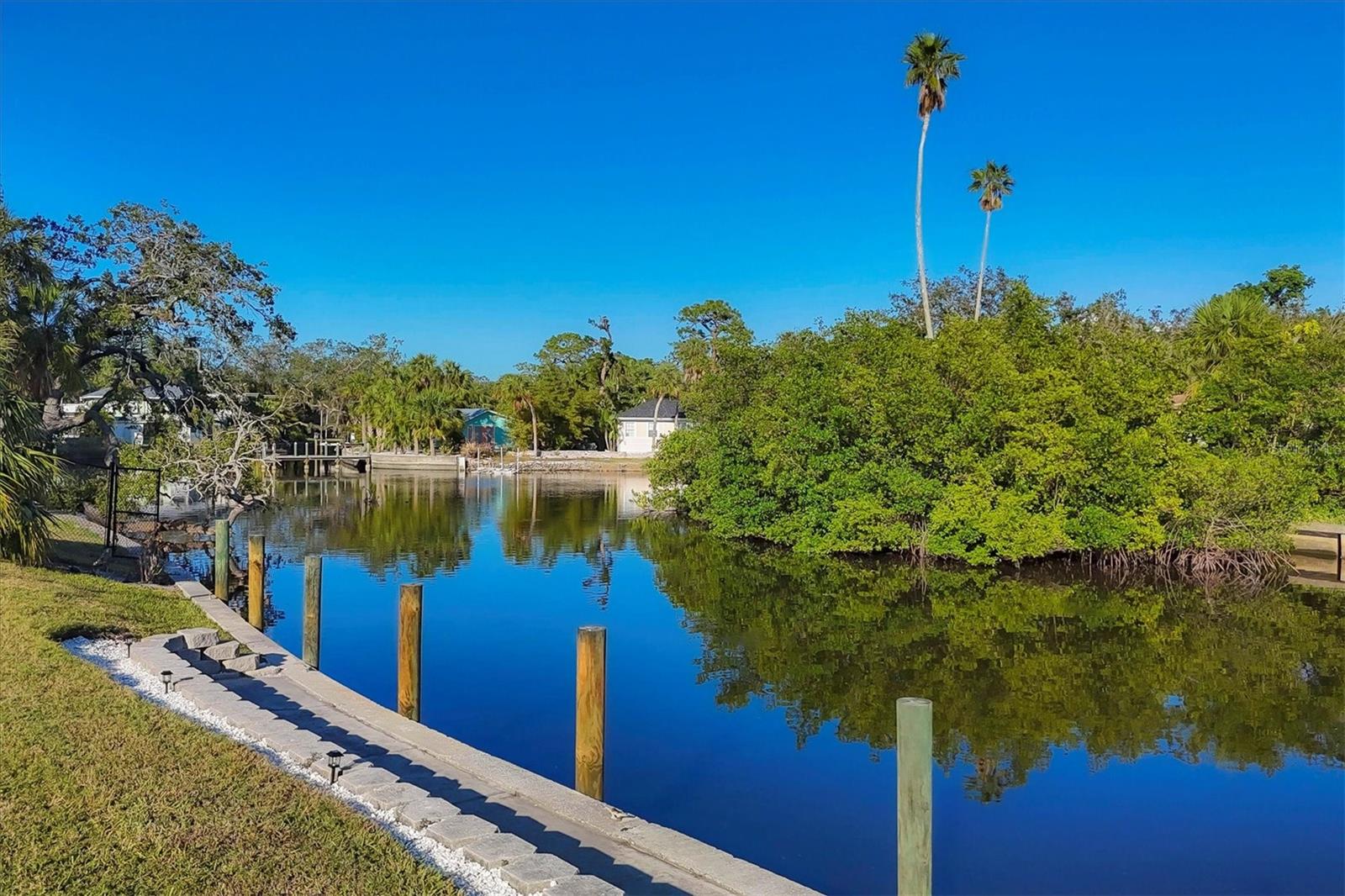 2124 N TAMIAMI TRL #103, SARASOTA, FL, 34234