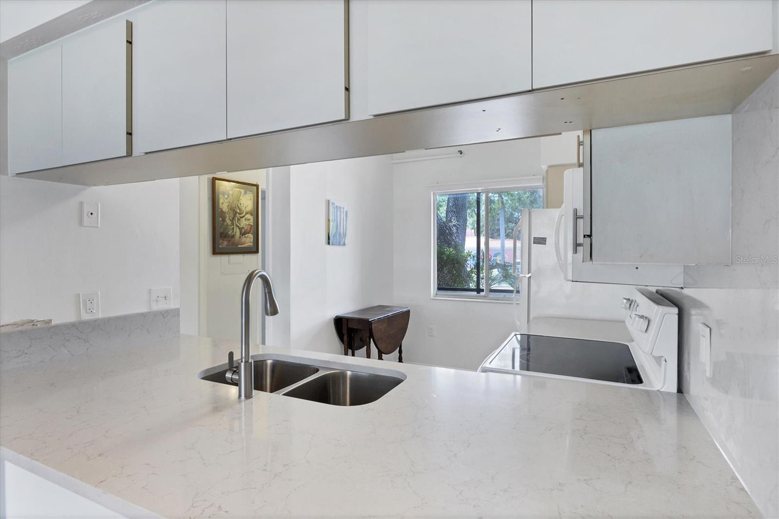 2124 N TAMIAMI TRL #103, SARASOTA, FL, 34234