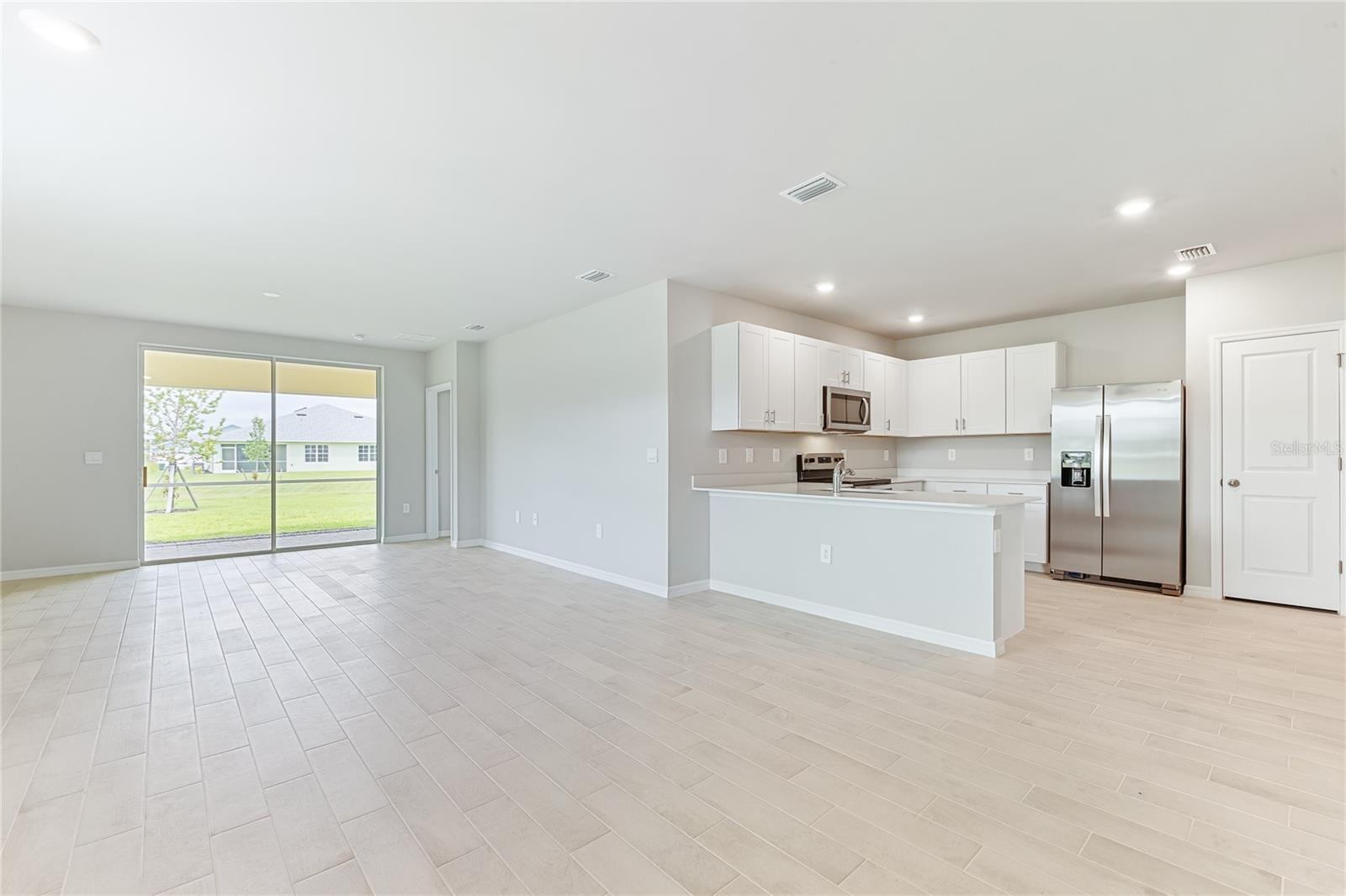 2051 ROYAL TERN CIR, PUNTA GORDA, FL, 33983