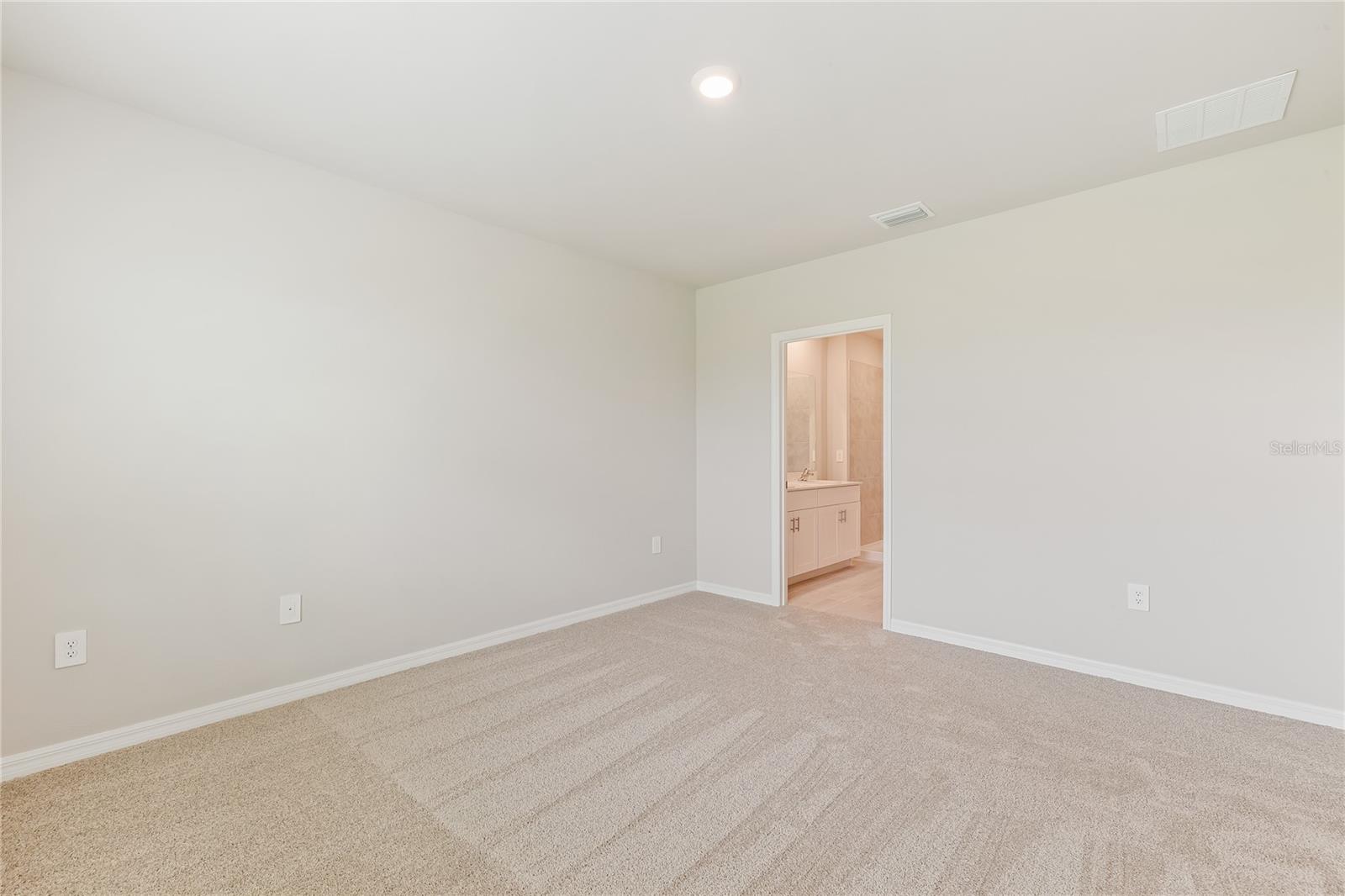 2051 ROYAL TERN CIR, PUNTA GORDA, FL, 33983