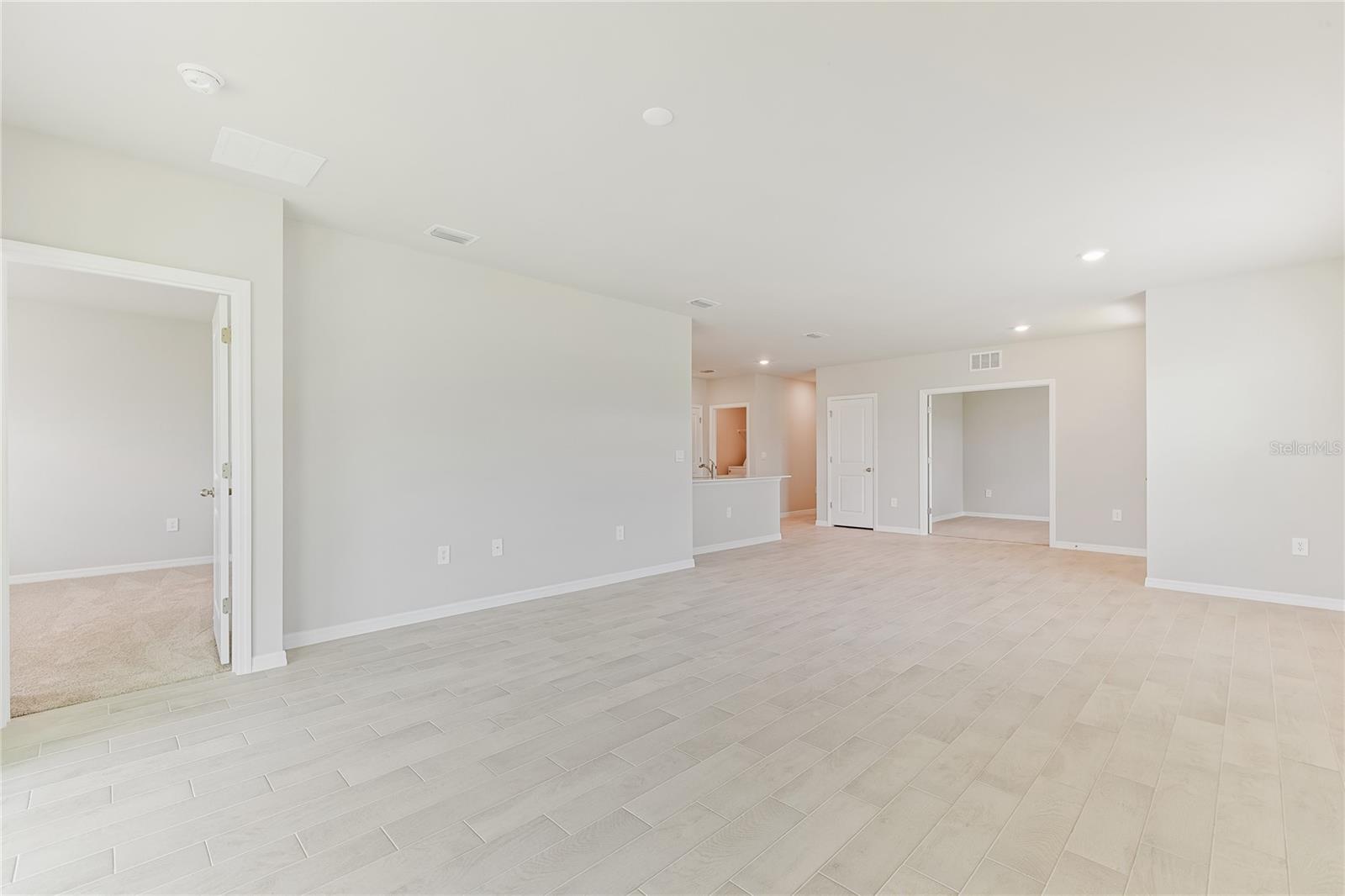 2051 ROYAL TERN CIR, PUNTA GORDA, FL, 33983