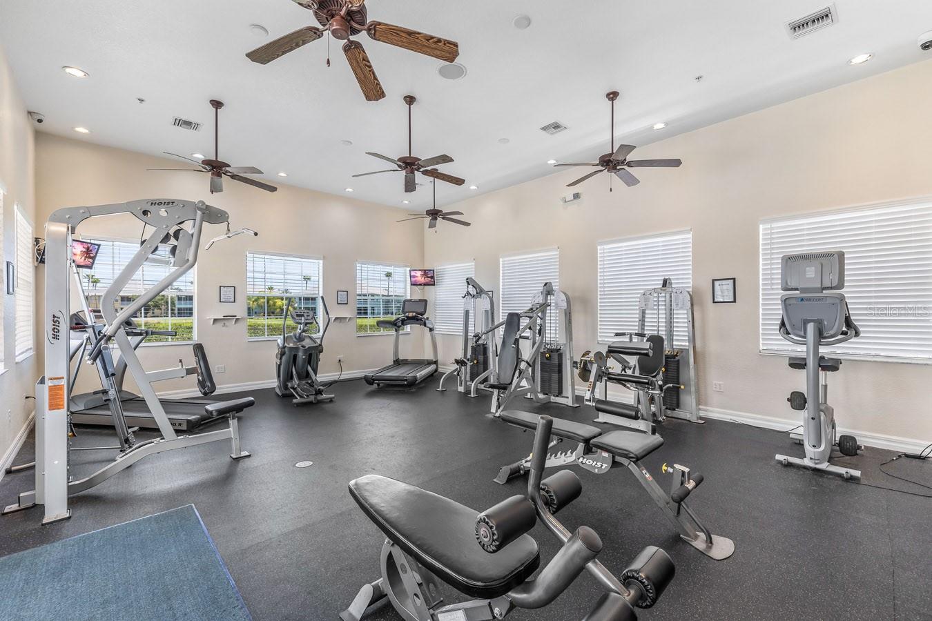 2051 ROYAL TERN CIR, PUNTA GORDA, FL, 33983