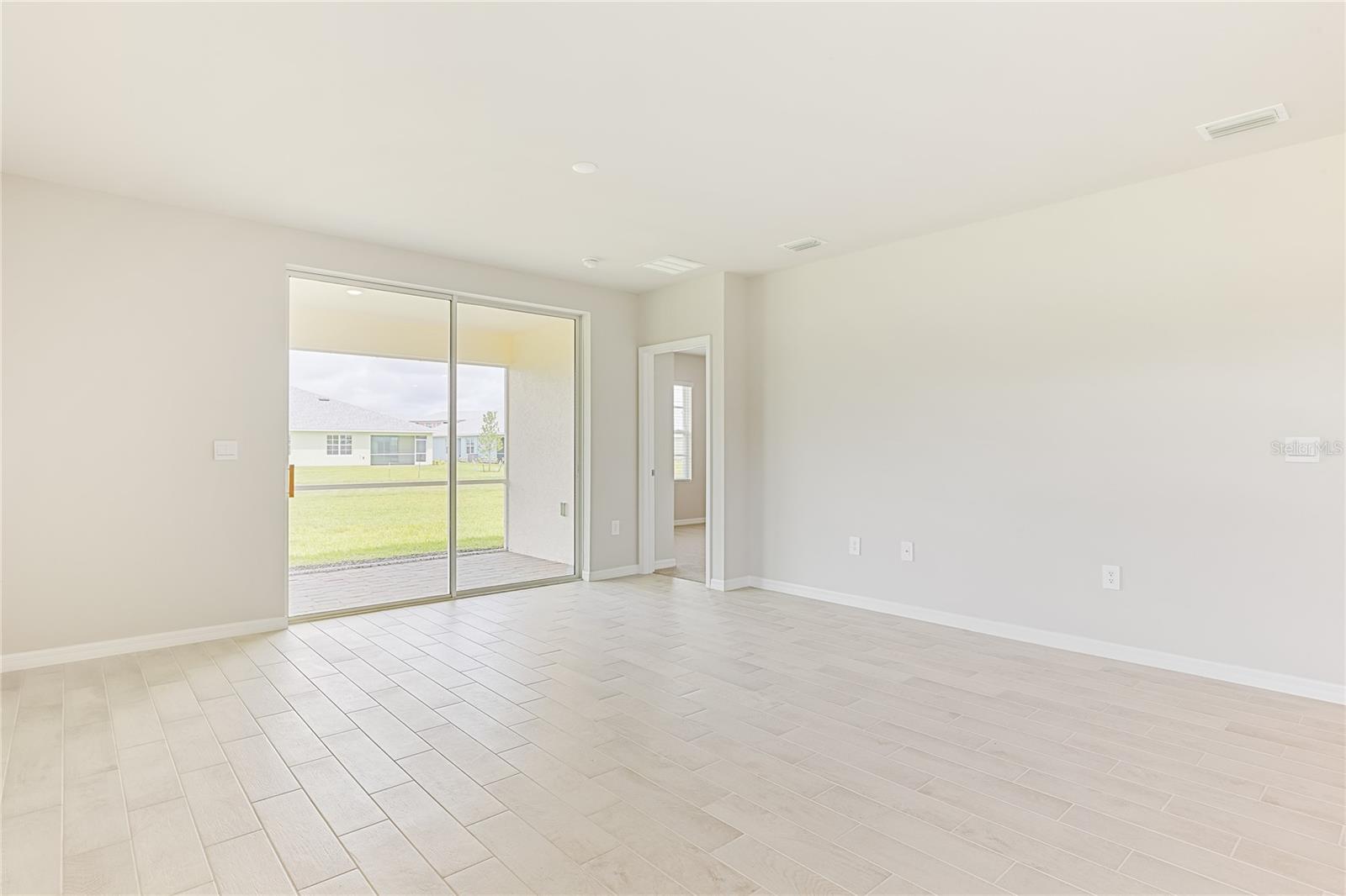 2051 ROYAL TERN CIR, PUNTA GORDA, FL, 33983