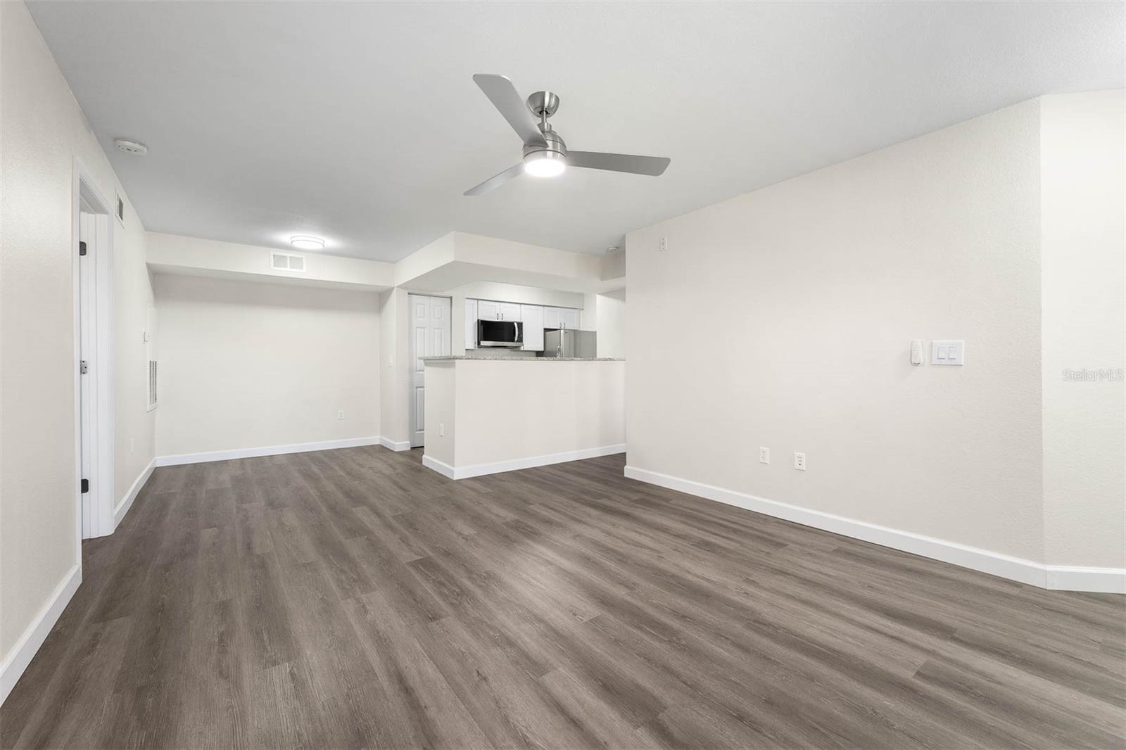3034 PARKWAY BLVD #204, KISSIMMEE, FL, 34747