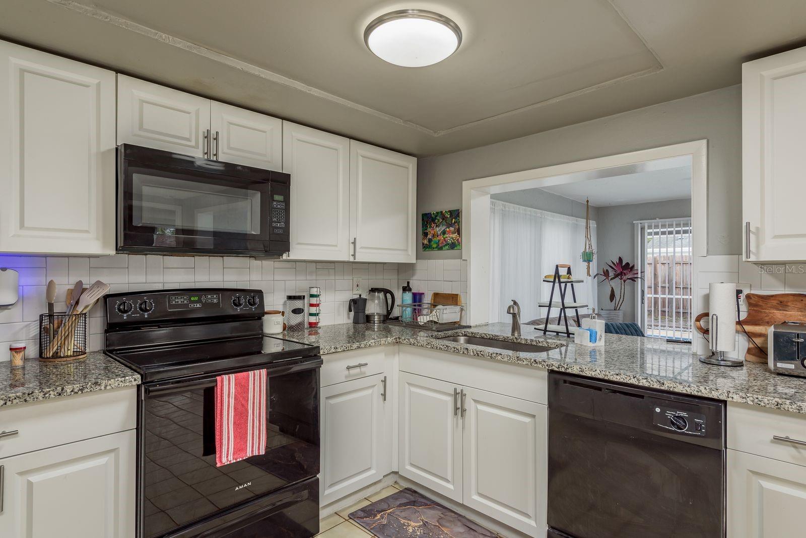 7145 FAIRFAX DR, PORT RICHEY, FL, 34668