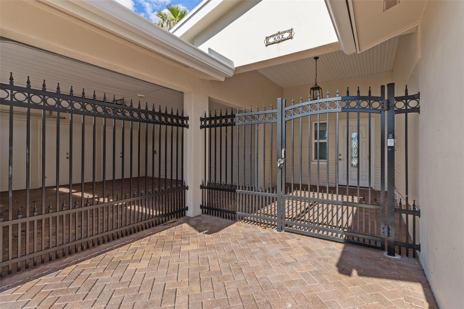 602 FLAMINGO DR, MADEIRA BEACH, FL, 33708