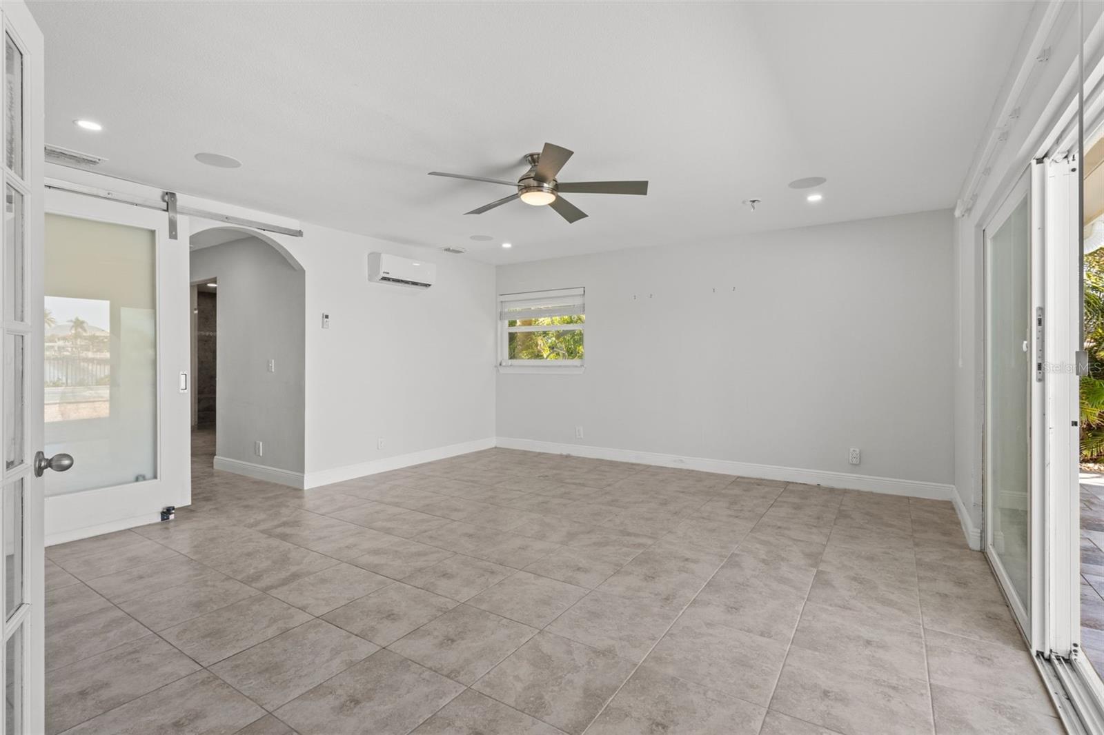 602 FLAMINGO DR, MADEIRA BEACH, FL, 33708