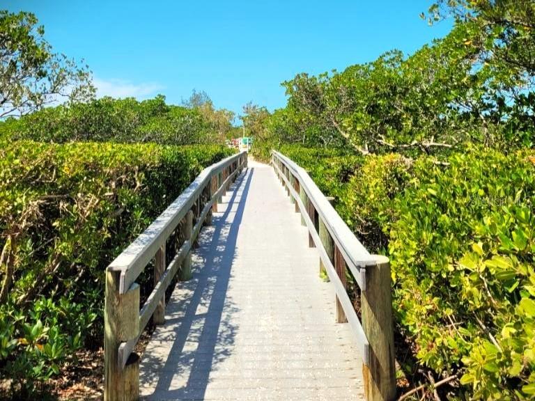 1720 STARLING DR #103, SARASOTA, FL, 34231