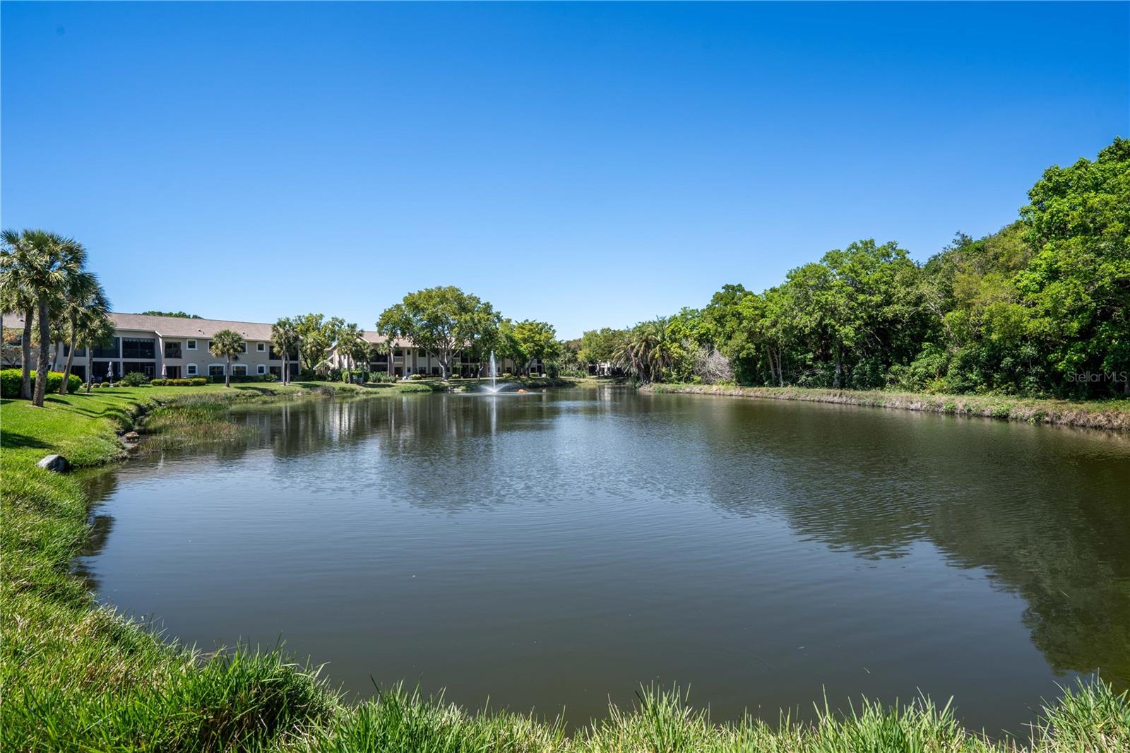 1720 STARLING DR #103, SARASOTA, FL, 34231