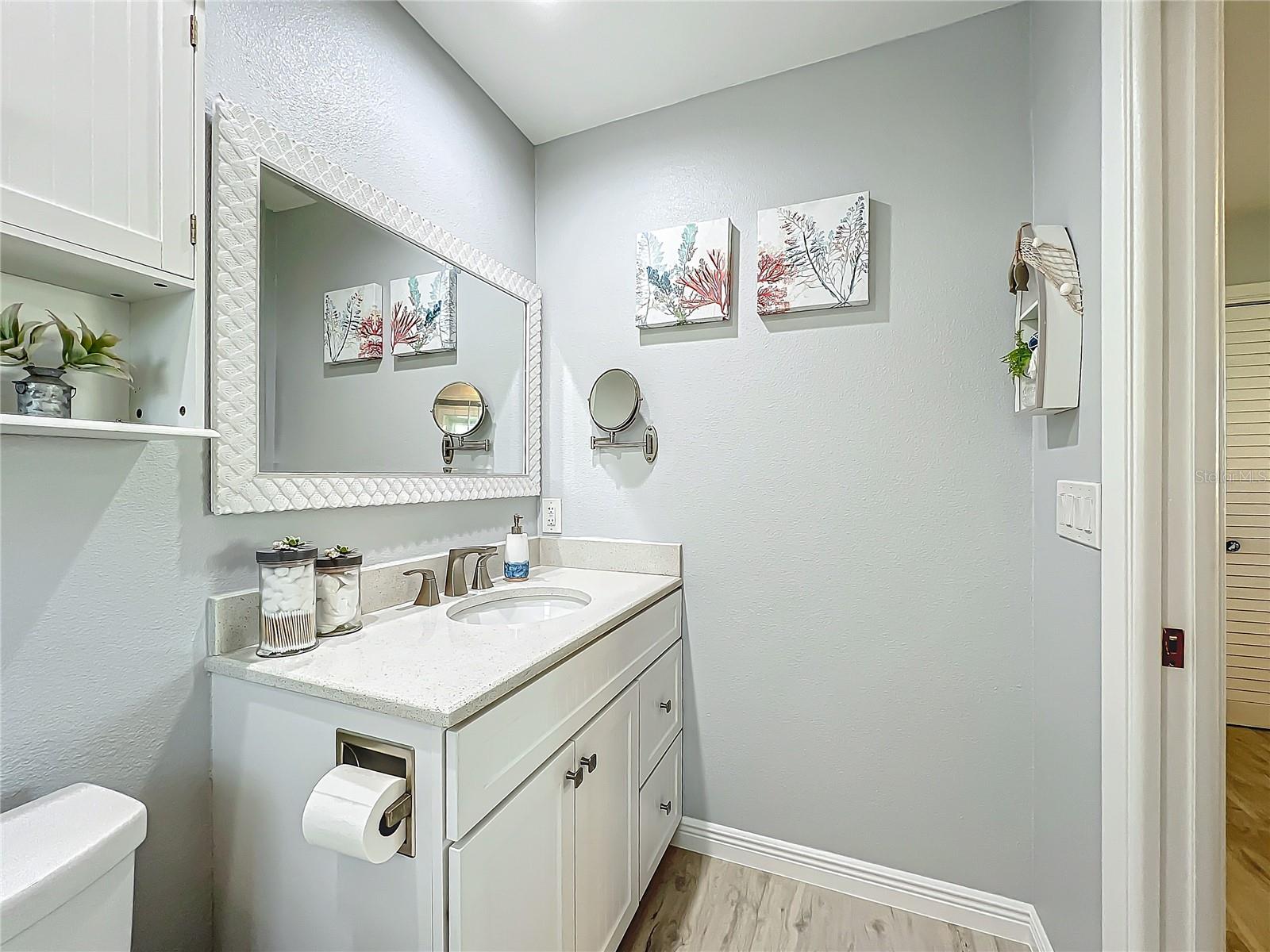 124 VILLA DR #124, OSPREY, FL, 34229