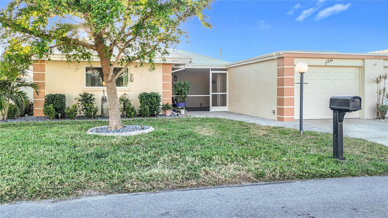 124 VILLA DR #124, OSPREY, FL, 34229