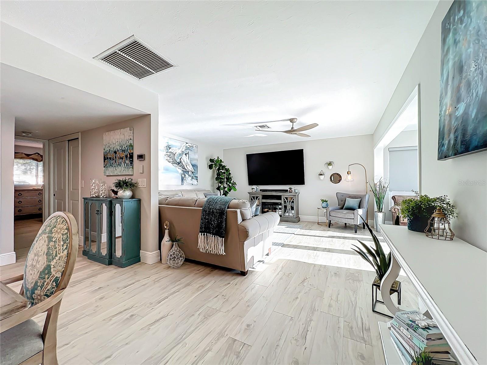124 VILLA DR #124, OSPREY, FL, 34229