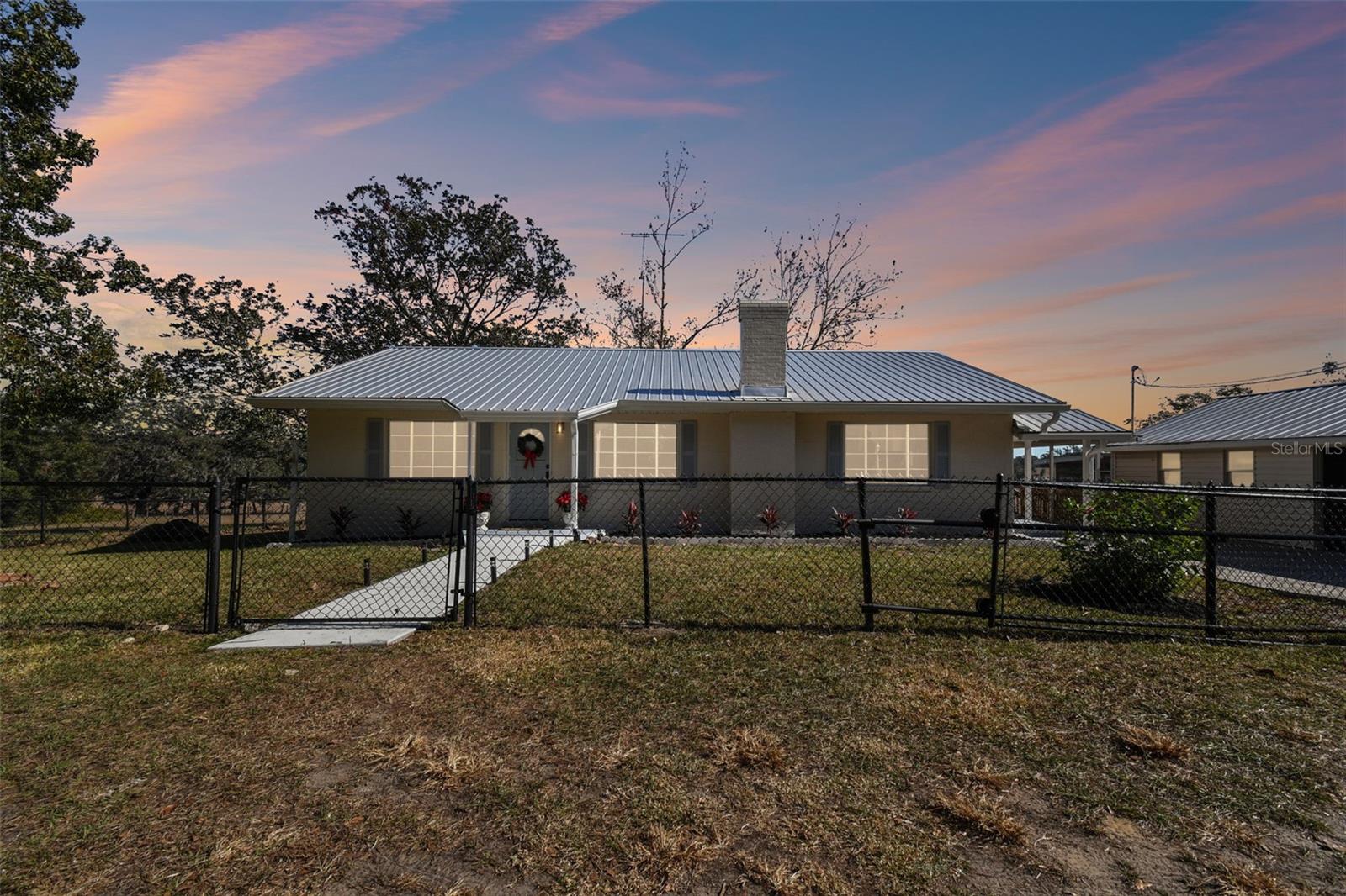12424 SMITH RD, DADE CITY, FL, 33525