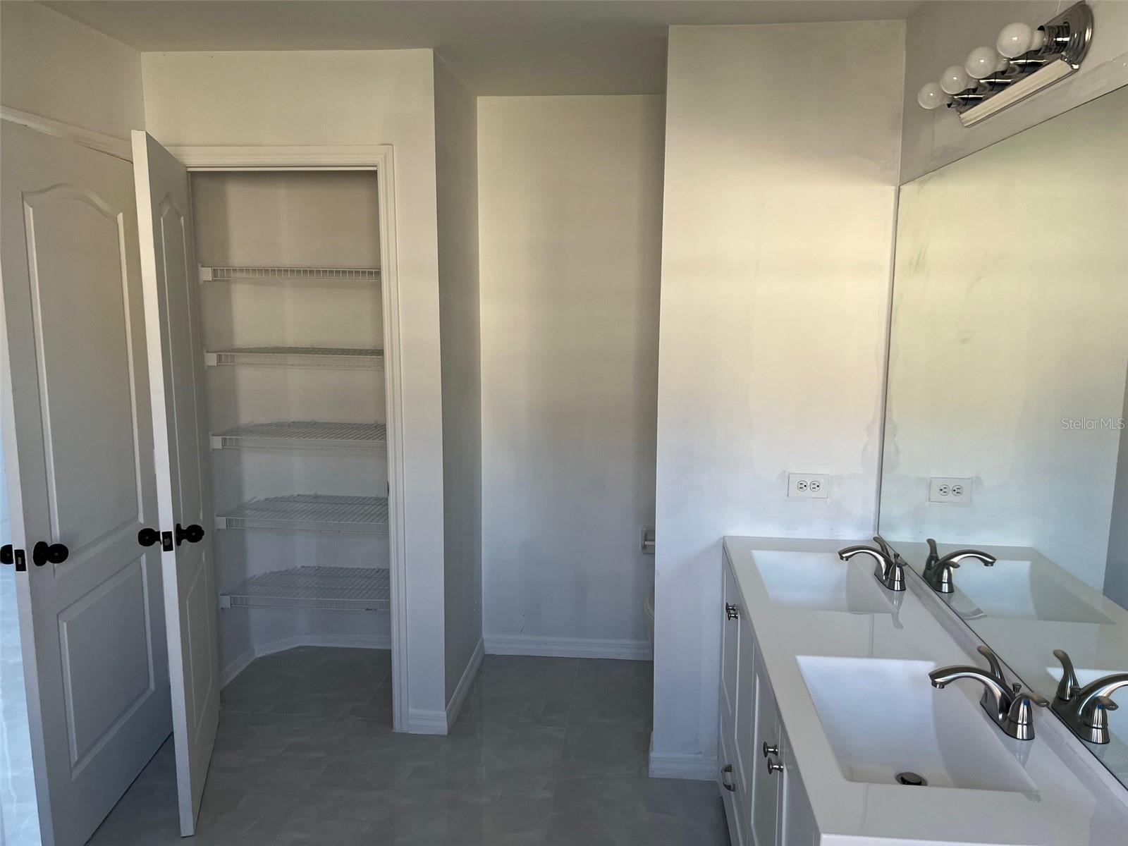 371 PORTAGE AVE, LEHIGH ACRES, FL, 33974