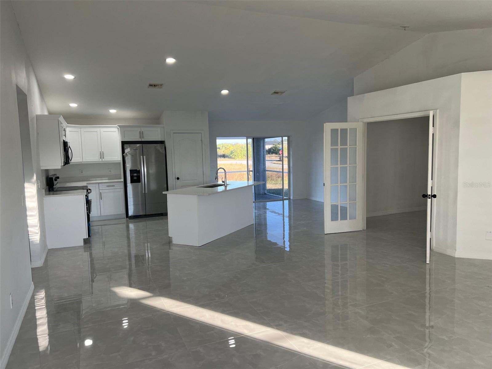 371 PORTAGE AVE, LEHIGH ACRES, FL, 33974
