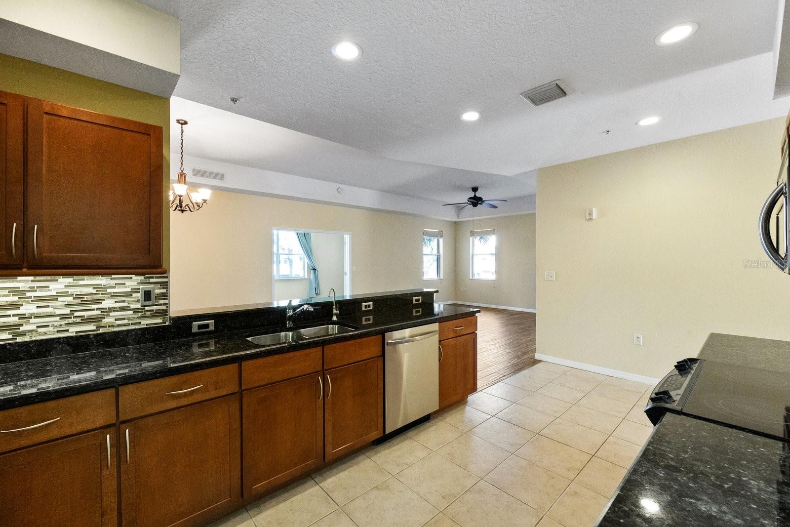 630 WELLS CT #201, CLEARWATER, FL, 33756