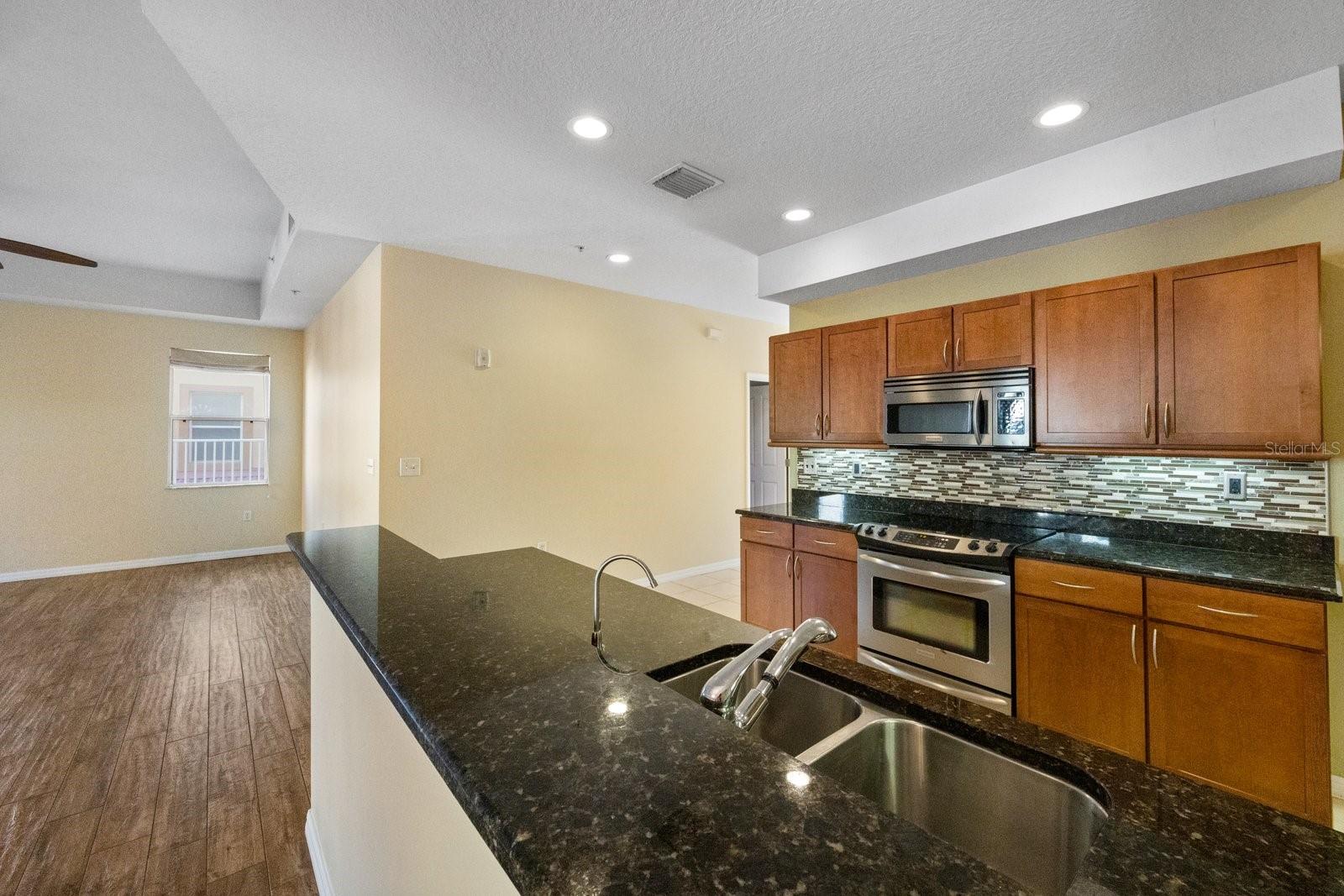 630 WELLS CT #201, CLEARWATER, FL, 33756