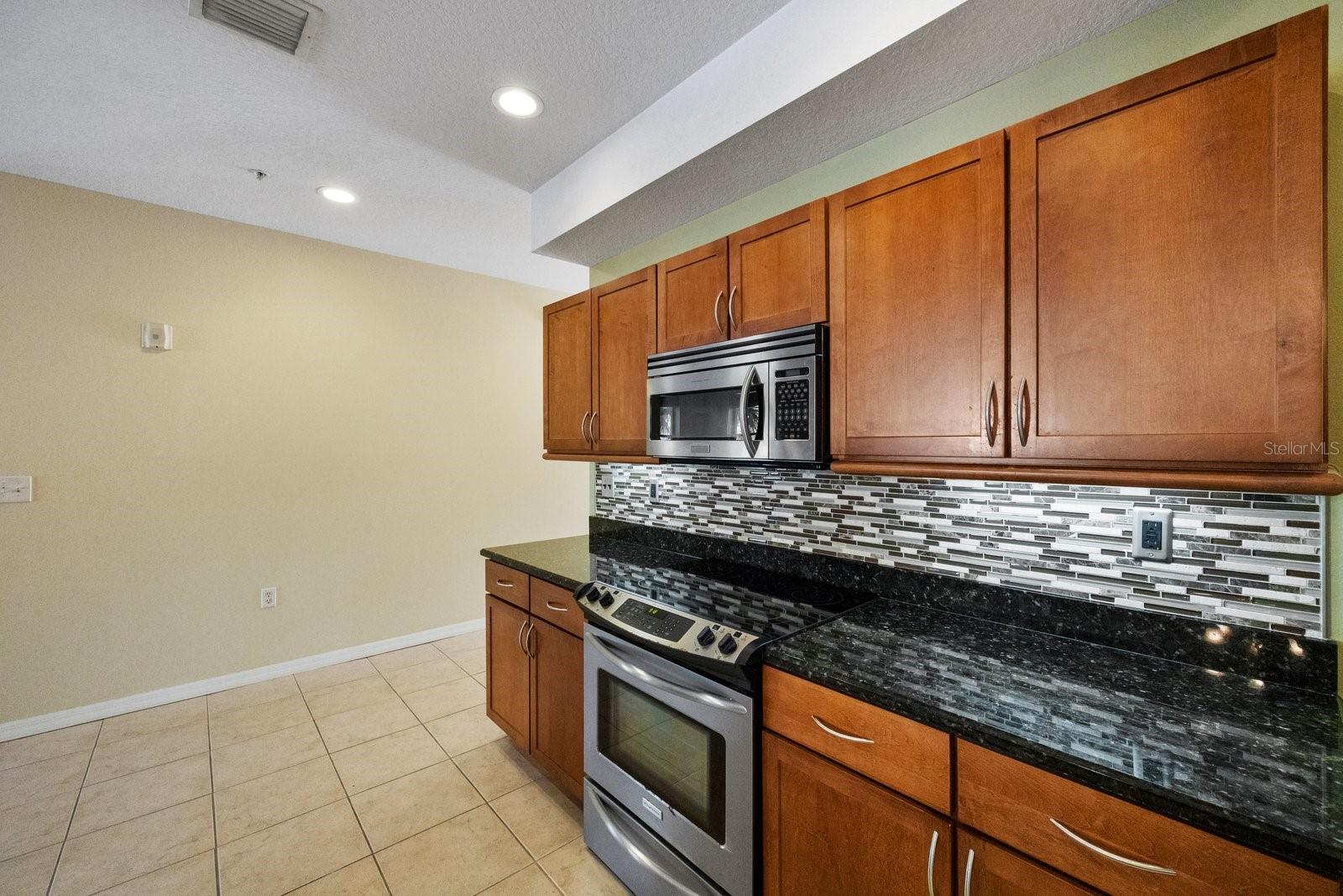 630 WELLS CT #201, CLEARWATER, FL, 33756