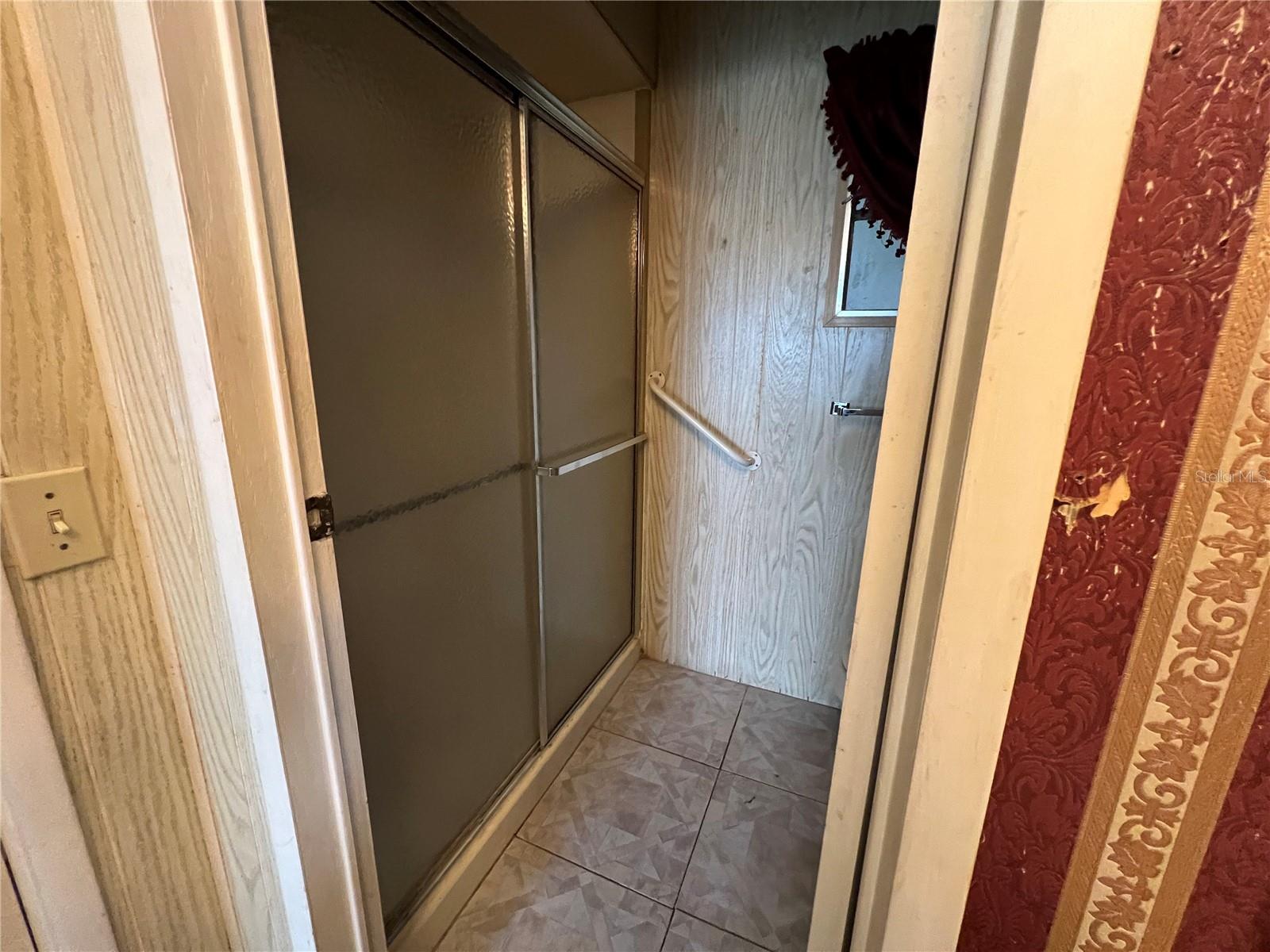 1016 BELMONT CIR, TAVARES, FL, 32778