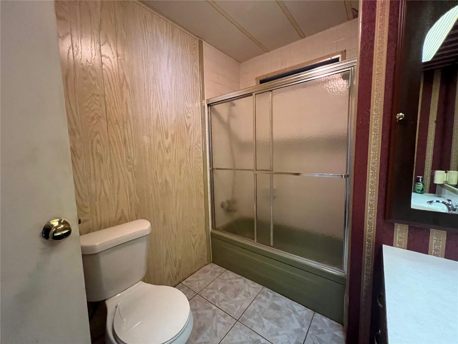 1016 BELMONT CIR, TAVARES, FL, 32778