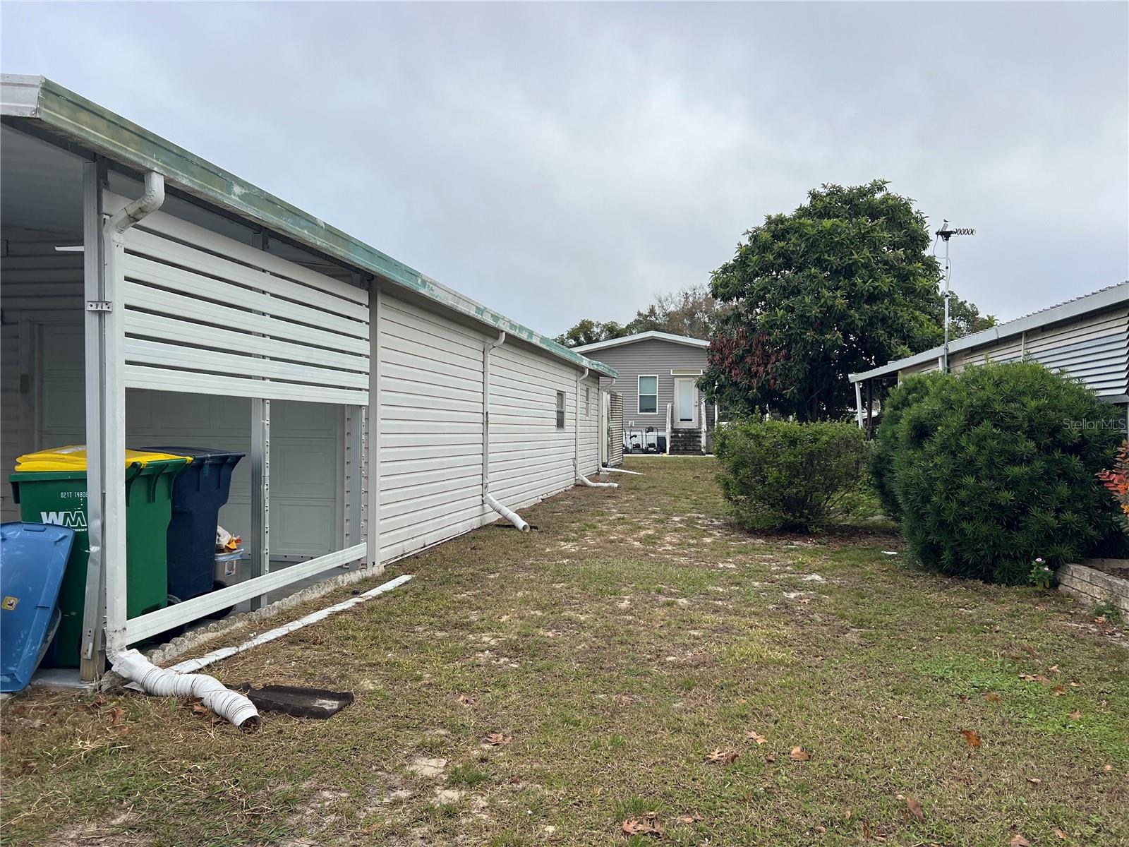 1016 BELMONT CIR, TAVARES, FL, 32778
