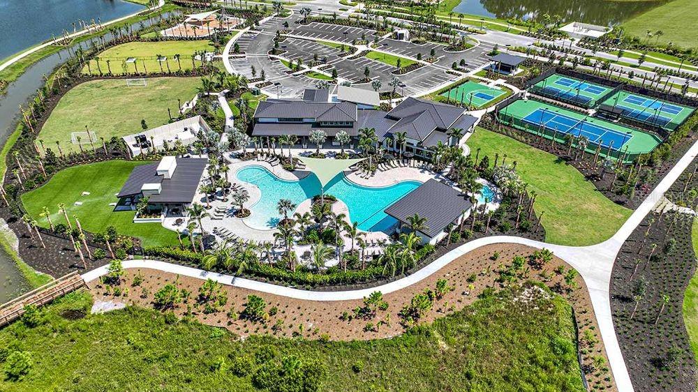 2058 LONGLINER LOOP, WESLEY CHAPEL, FL, 33543