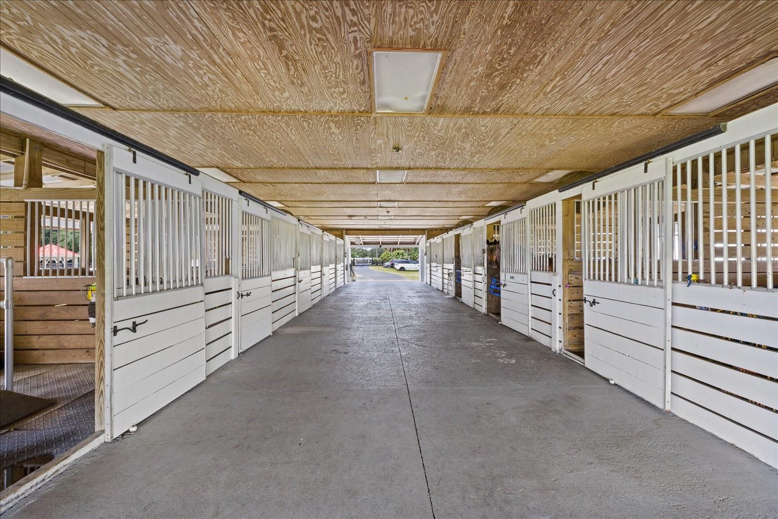 806 N JACKSON RD, VENICE, FL, 34292
