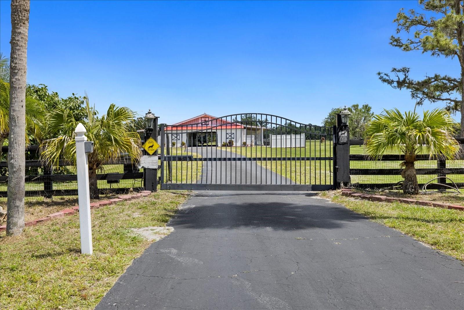 806 N JACKSON RD, VENICE, FL, 34292