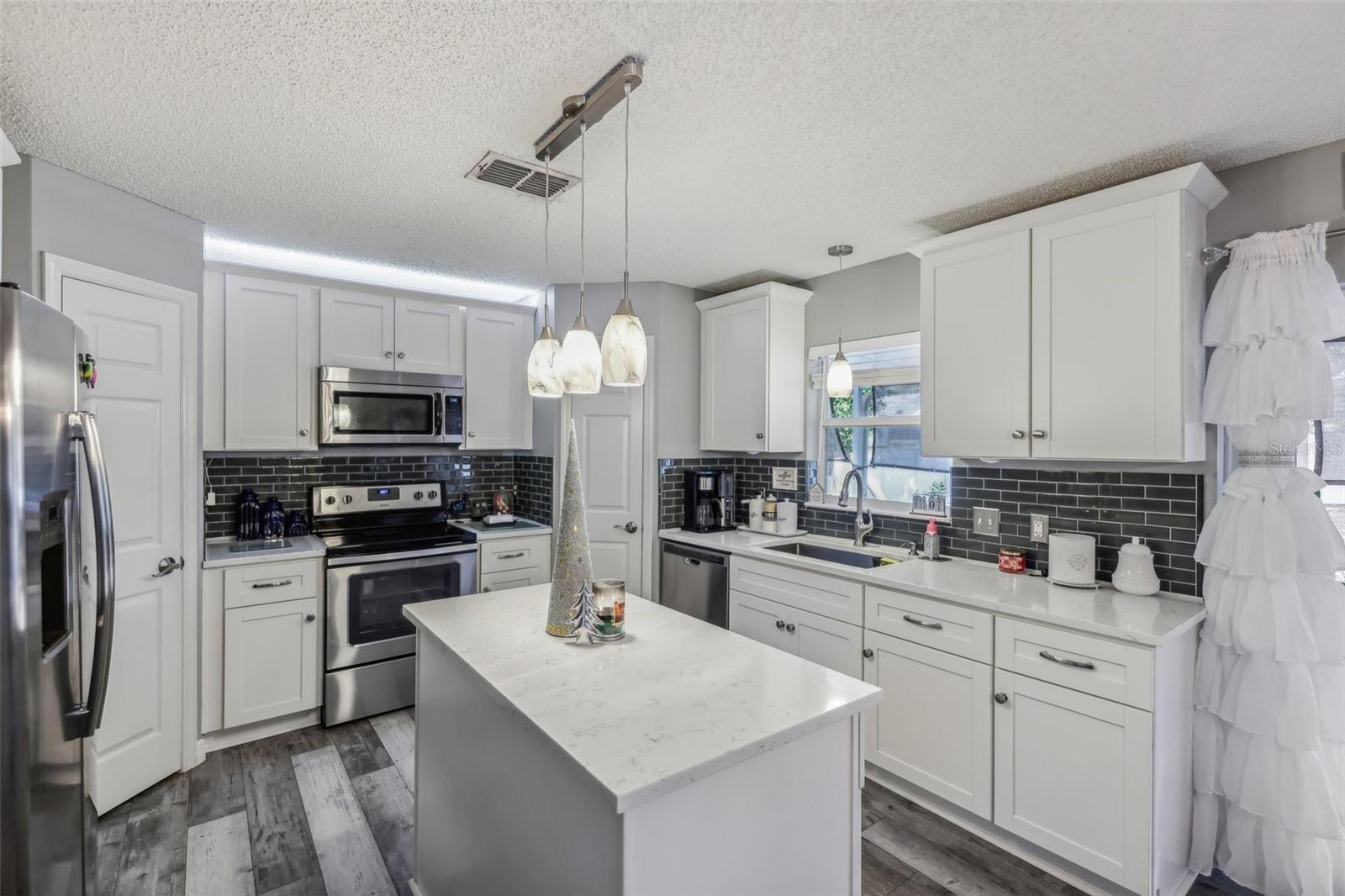 2009 APPIAN CT, DELTONA, FL, 32725