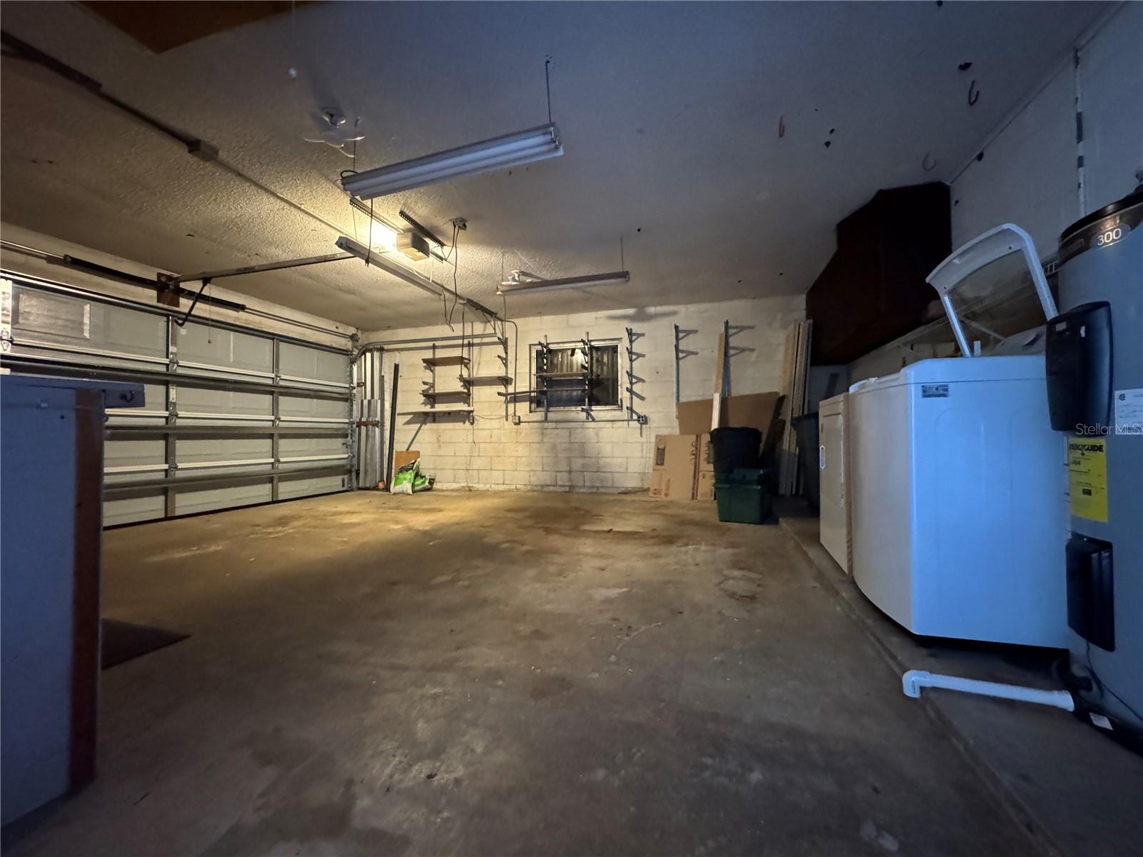266 E CONSTANCE RD, DEBARY, FL, 32713