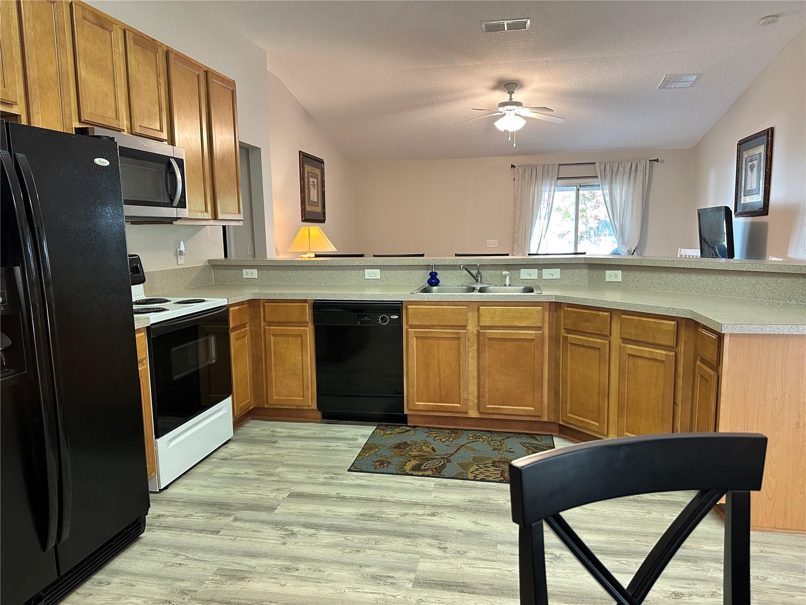 4 RIVIERA ESTATES DR, PALM COAST, FL, 32164