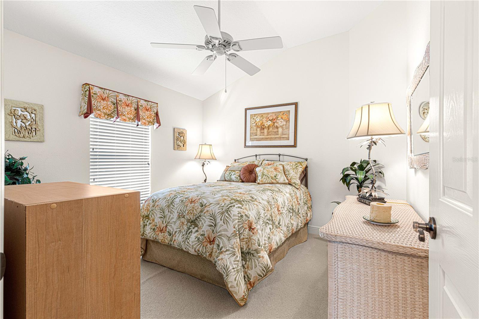 1039 POWDERVILLE PL, THE VILLAGES, FL, 32162