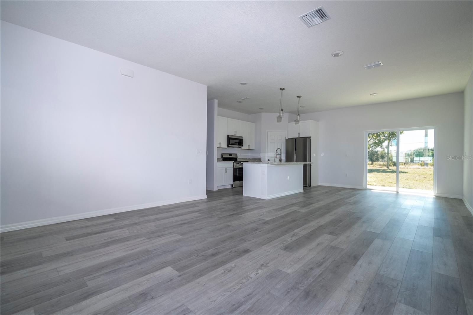 904 DESMOINES WAY, POINCIANA, FL, 34759