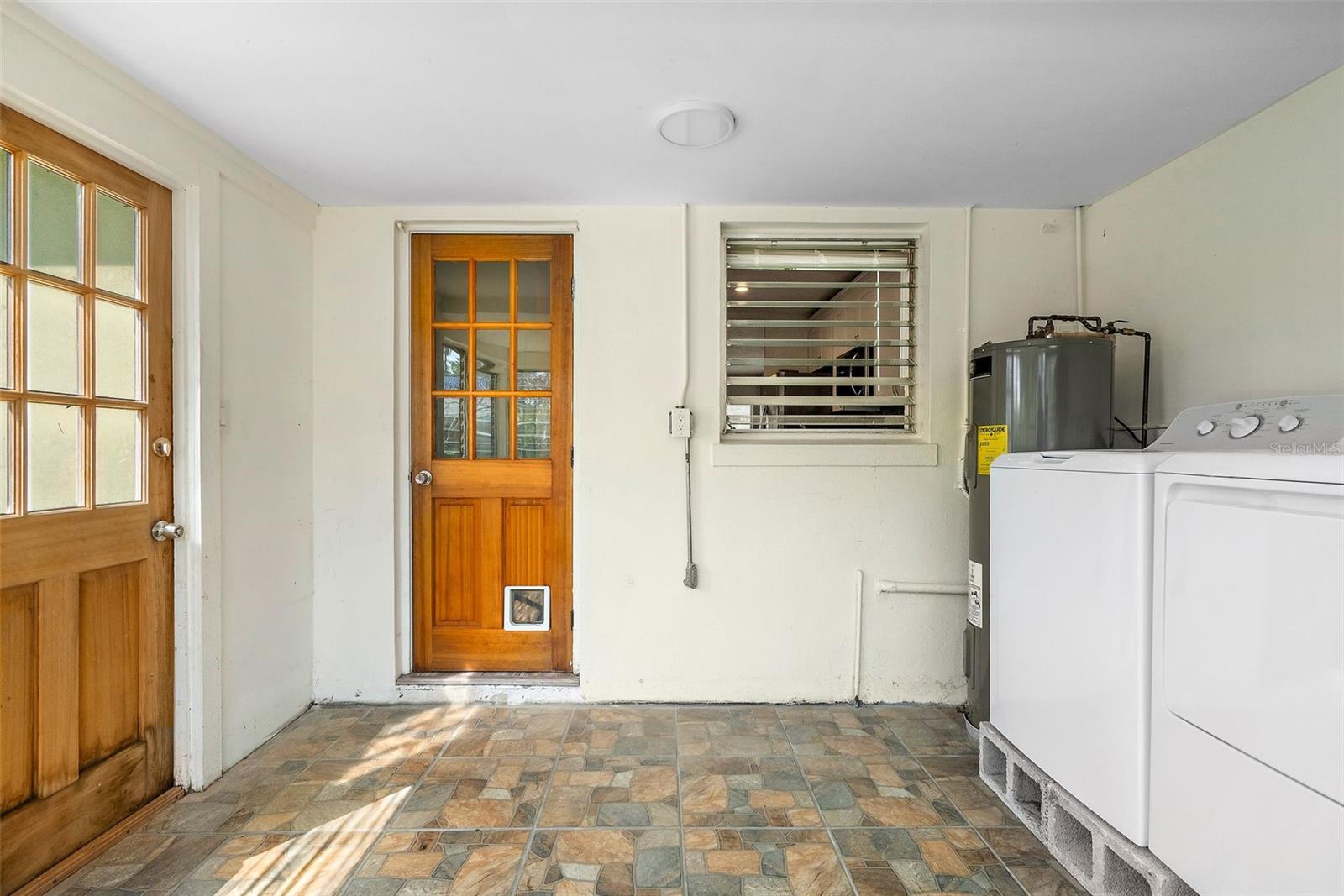 14050 MIRAMAR AVE, MADEIRA BEACH, FL, 33708
