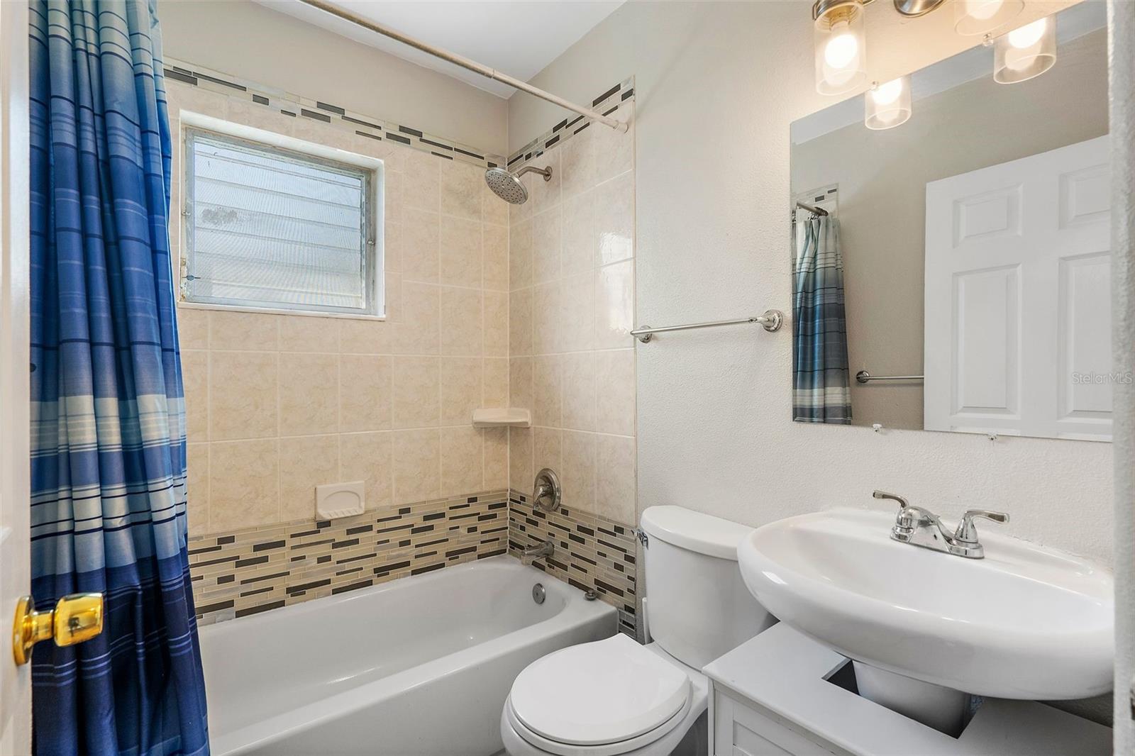 14050 MIRAMAR AVE, MADEIRA BEACH, FL, 33708
