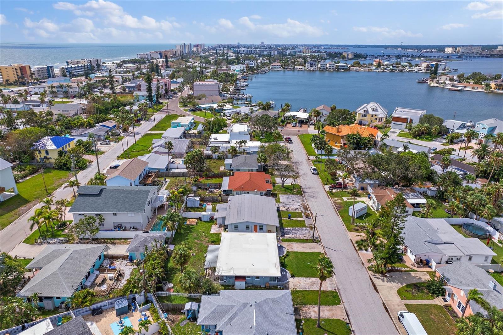 14050 MIRAMAR AVE, MADEIRA BEACH, FL, 33708
