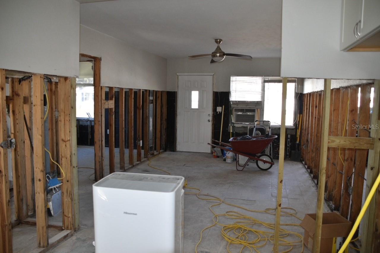 14050 MIRAMAR AVE, MADEIRA BEACH, FL, 33708