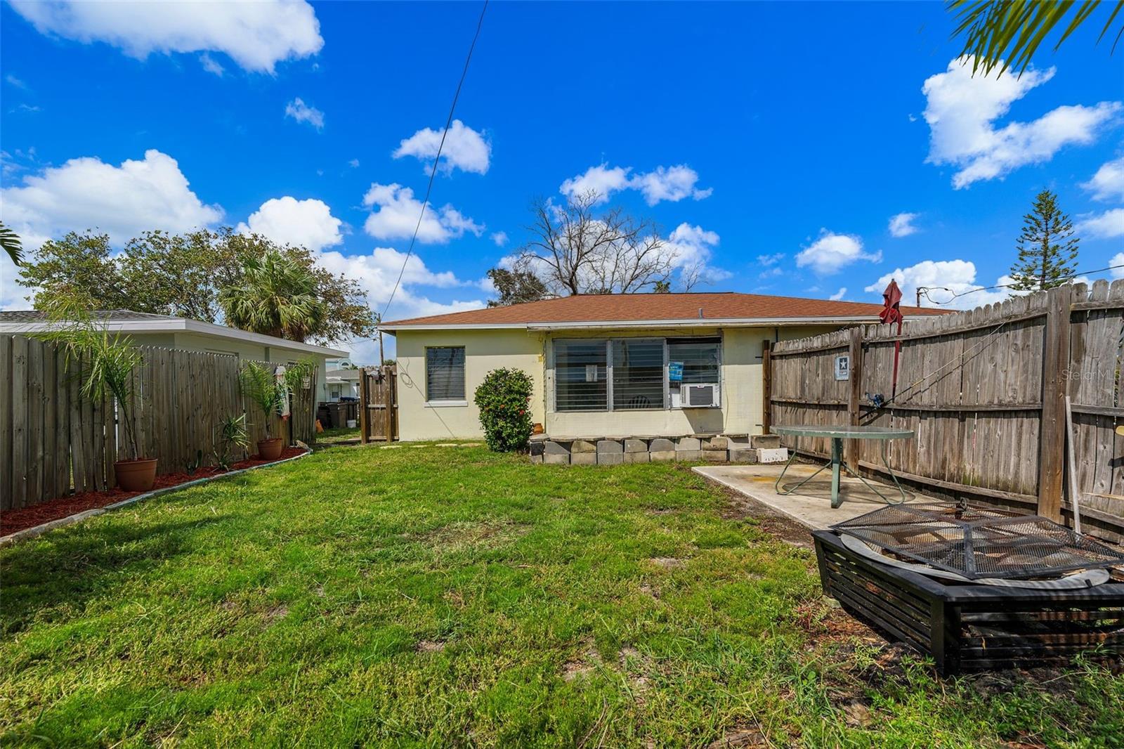 14050 MIRAMAR AVE, MADEIRA BEACH, FL, 33708