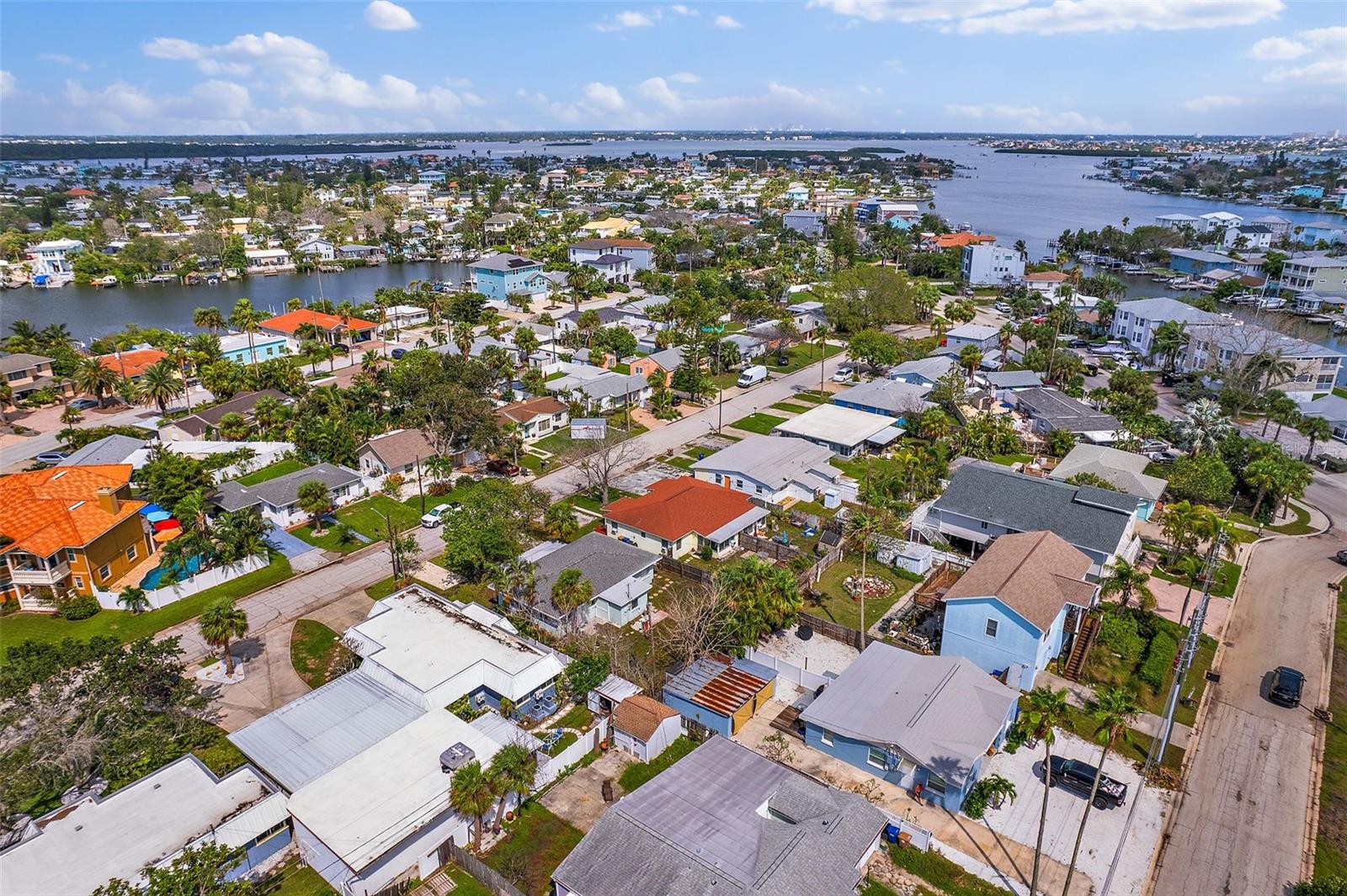14050 MIRAMAR AVE, MADEIRA BEACH, FL, 33708