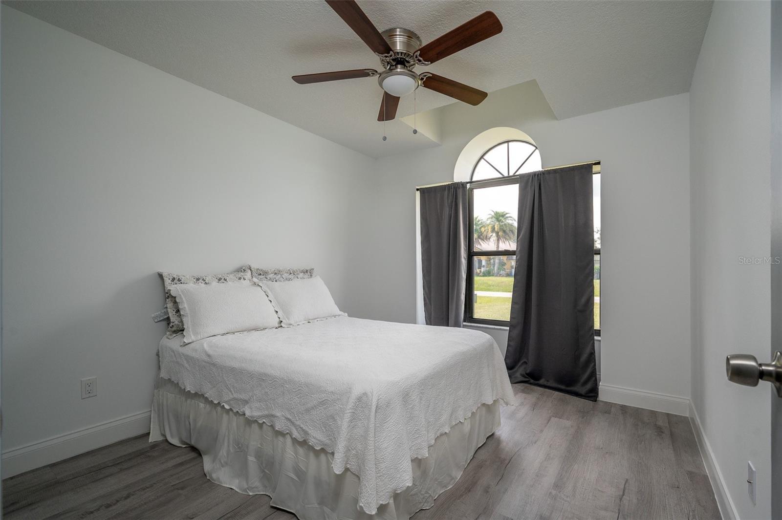 995 CLEARMONT ST, SEBASTIAN, FL, 32958