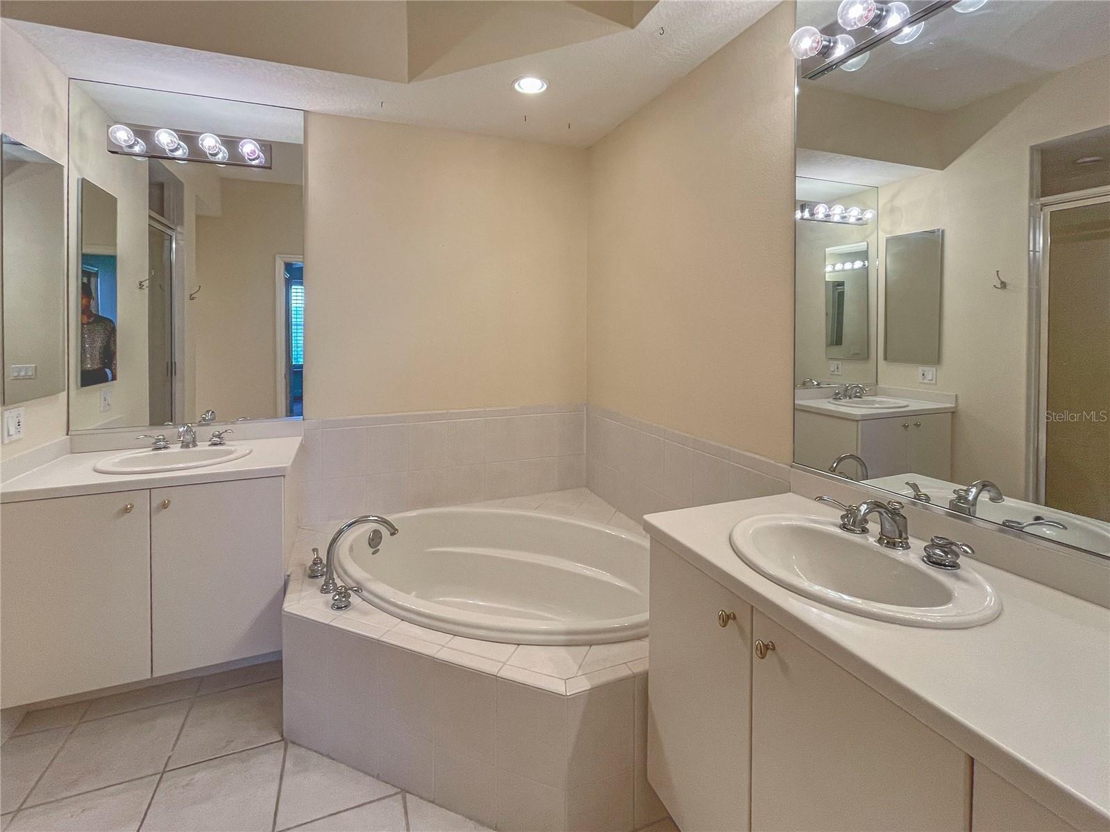 7436 BOTANICA PKWY #201, SARASOTA, FL, 34238