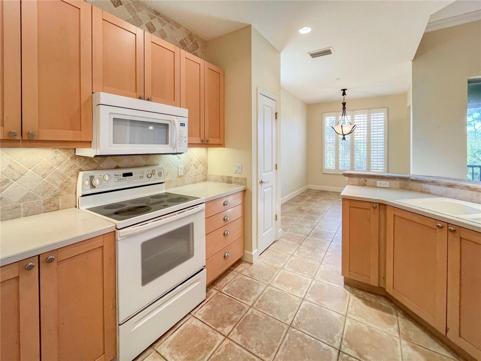 7436 BOTANICA PKWY #201, SARASOTA, FL, 34238